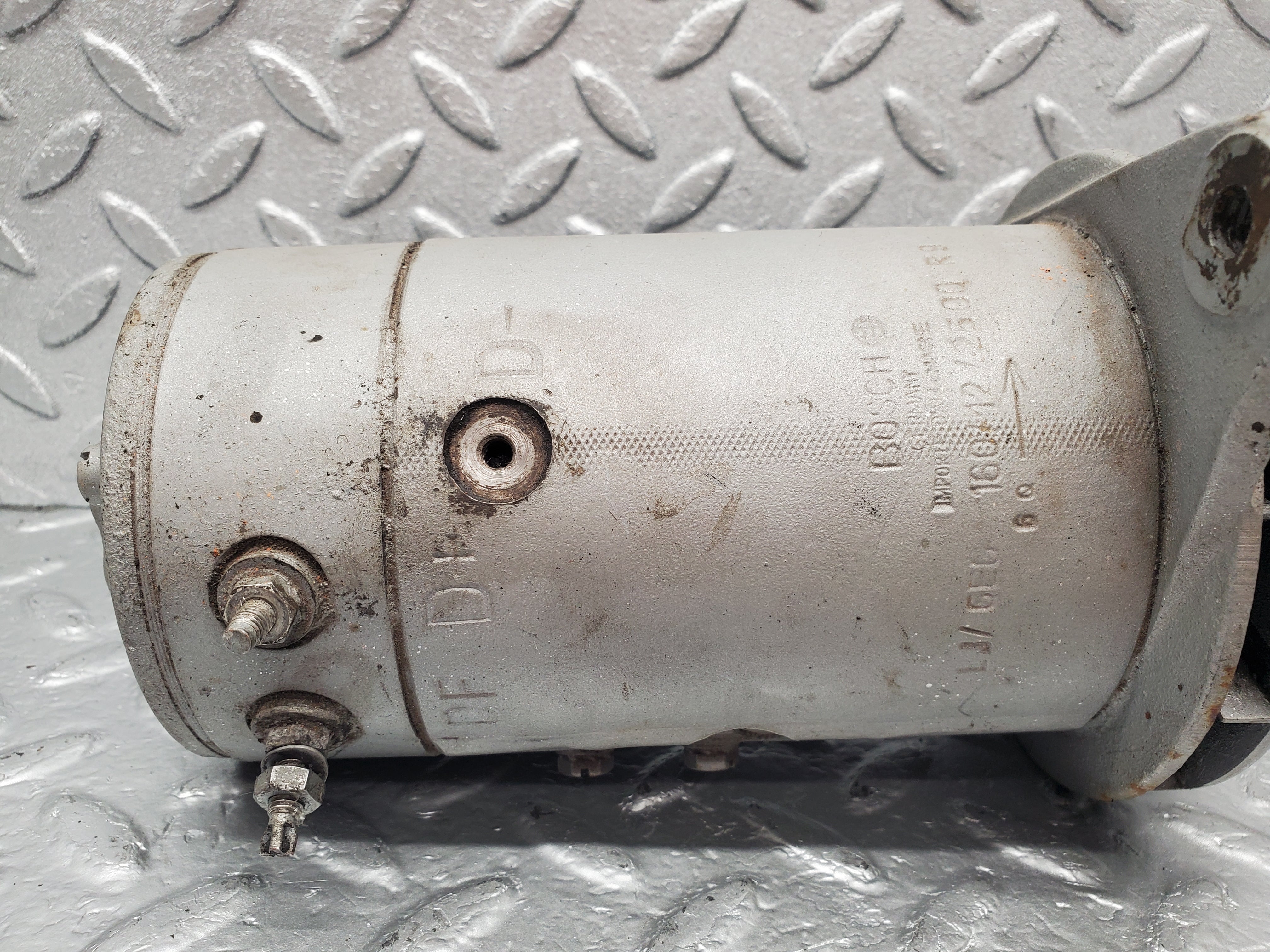 1708 Mercedes-Benz W105 219 PONTON Alternator Bosch 160/122500r9