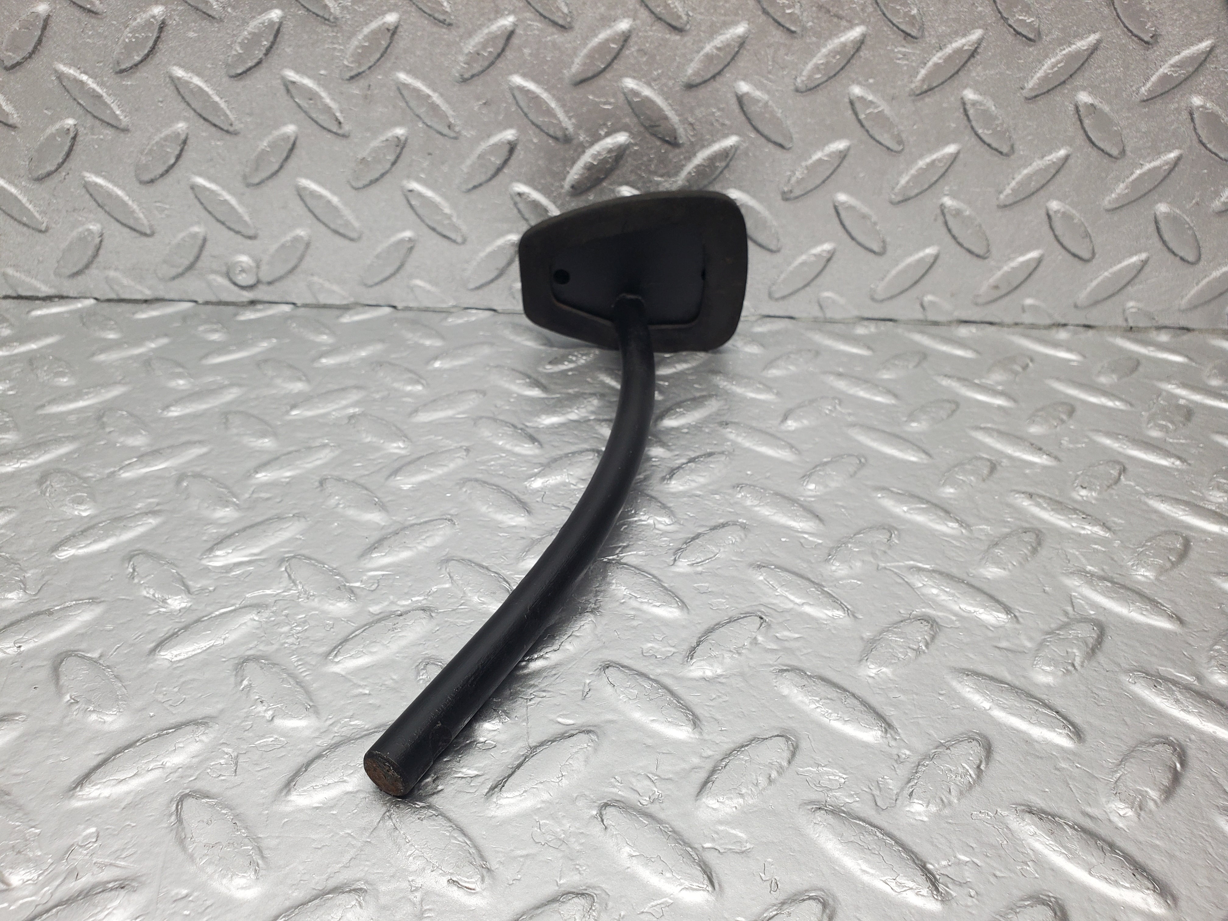 1719 Mercedes-Benz W105 219 PONTON Brake Pedal