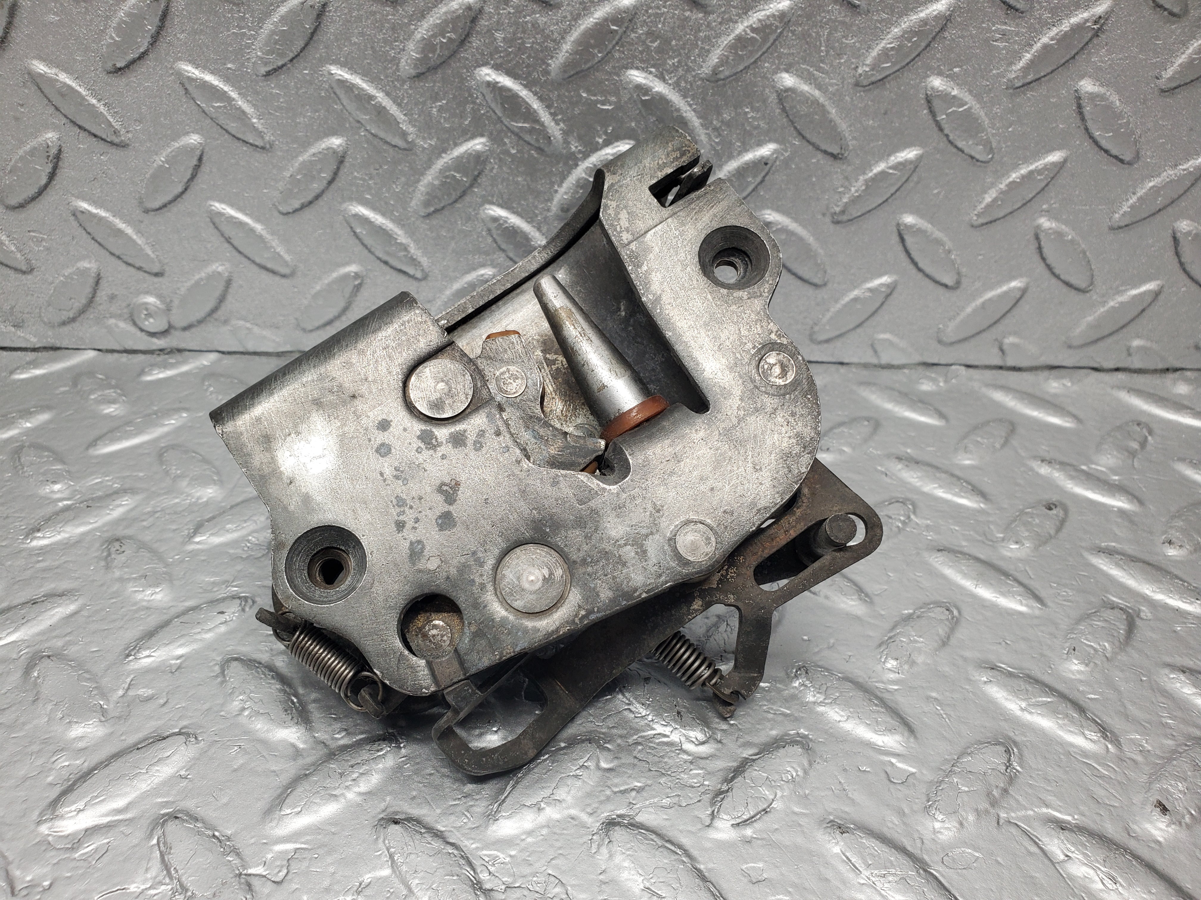 1880 Mercedes-Benz W116 350SE Door Lock Rear Right BOMORO