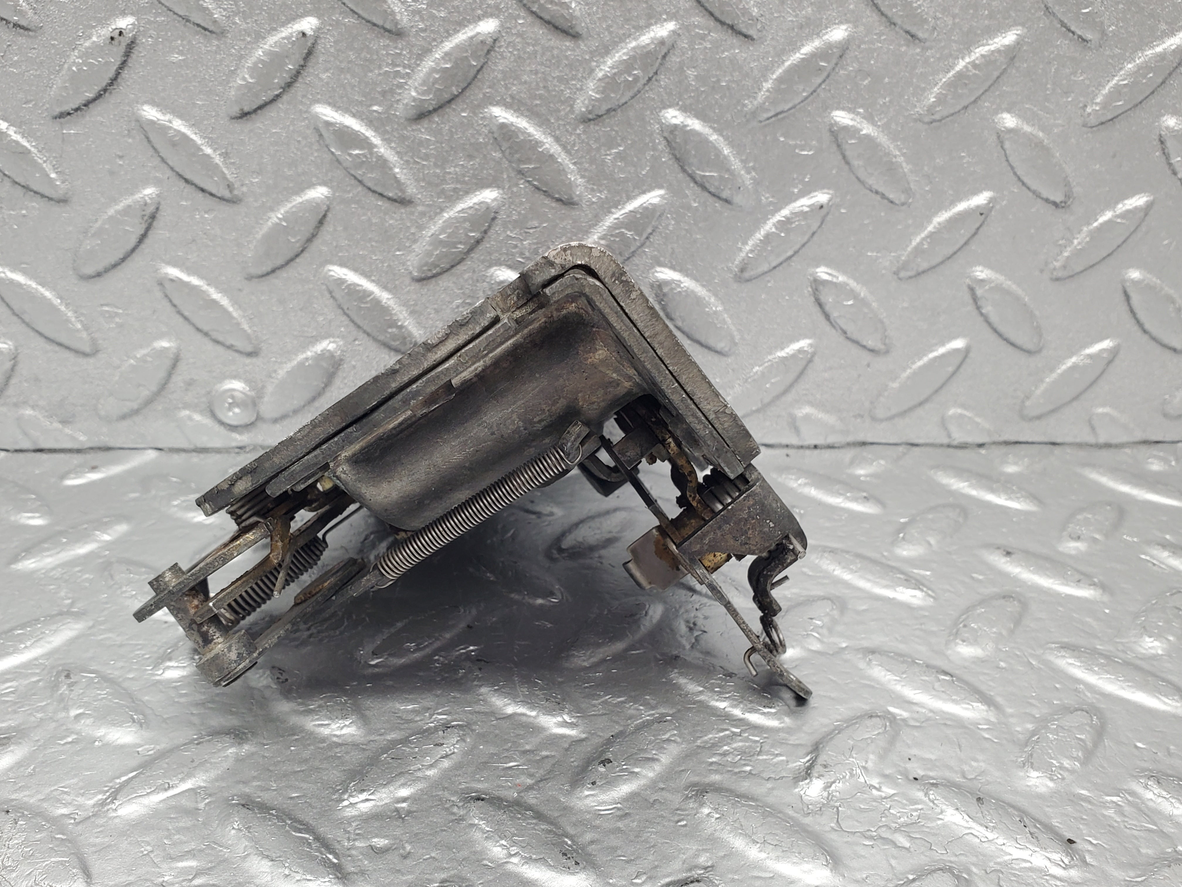 1881 Mercedes-Benz W116 350SE Door Lock front Right