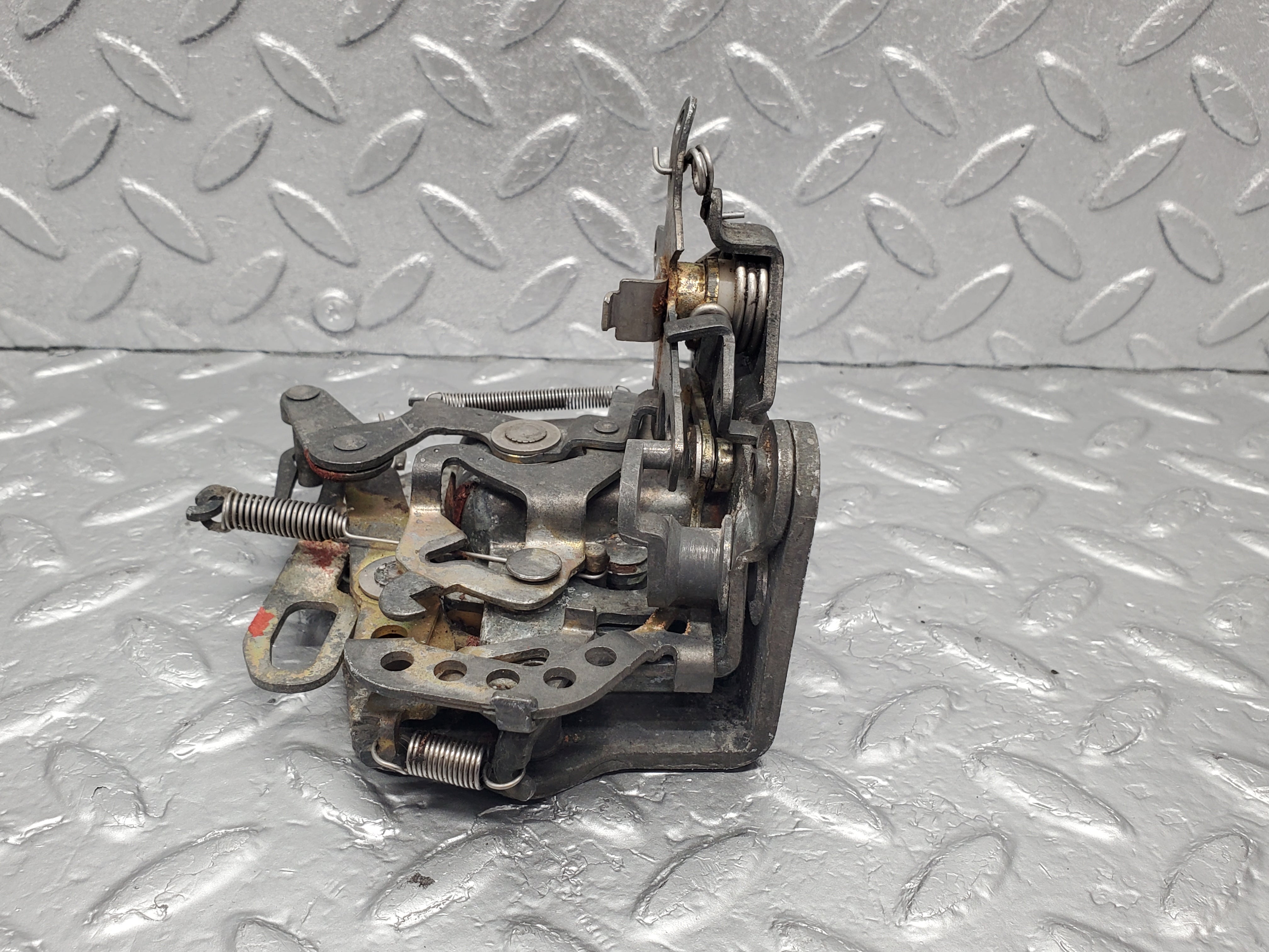 1881 Mercedes-Benz W116 350SE Door Lock front Right