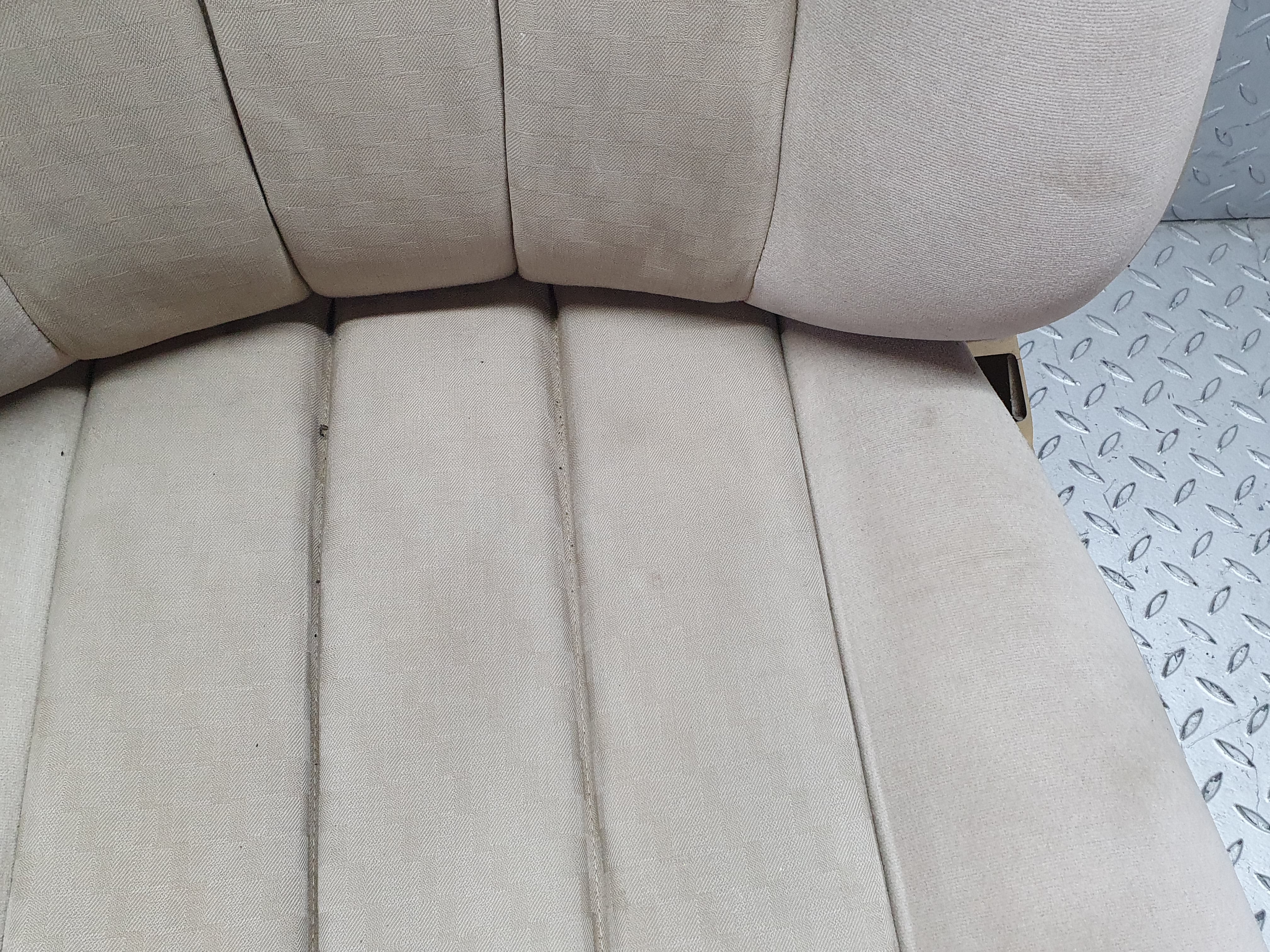 41134 Mercedes-Benz W126 300SE Front Right Seat Driver Seat Beige 1269102950