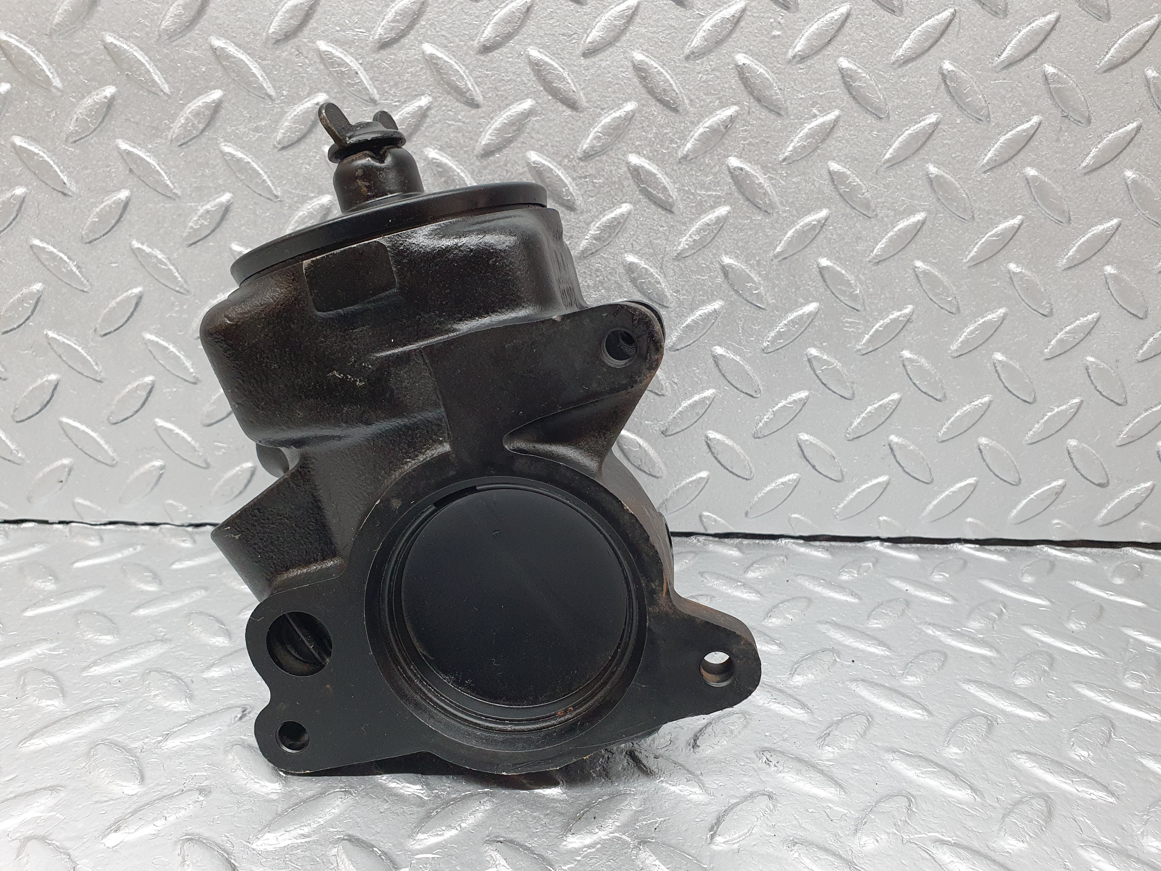 2571 Mercedes-Benz W116 350SE Power Steering Pump Vickers Type 25