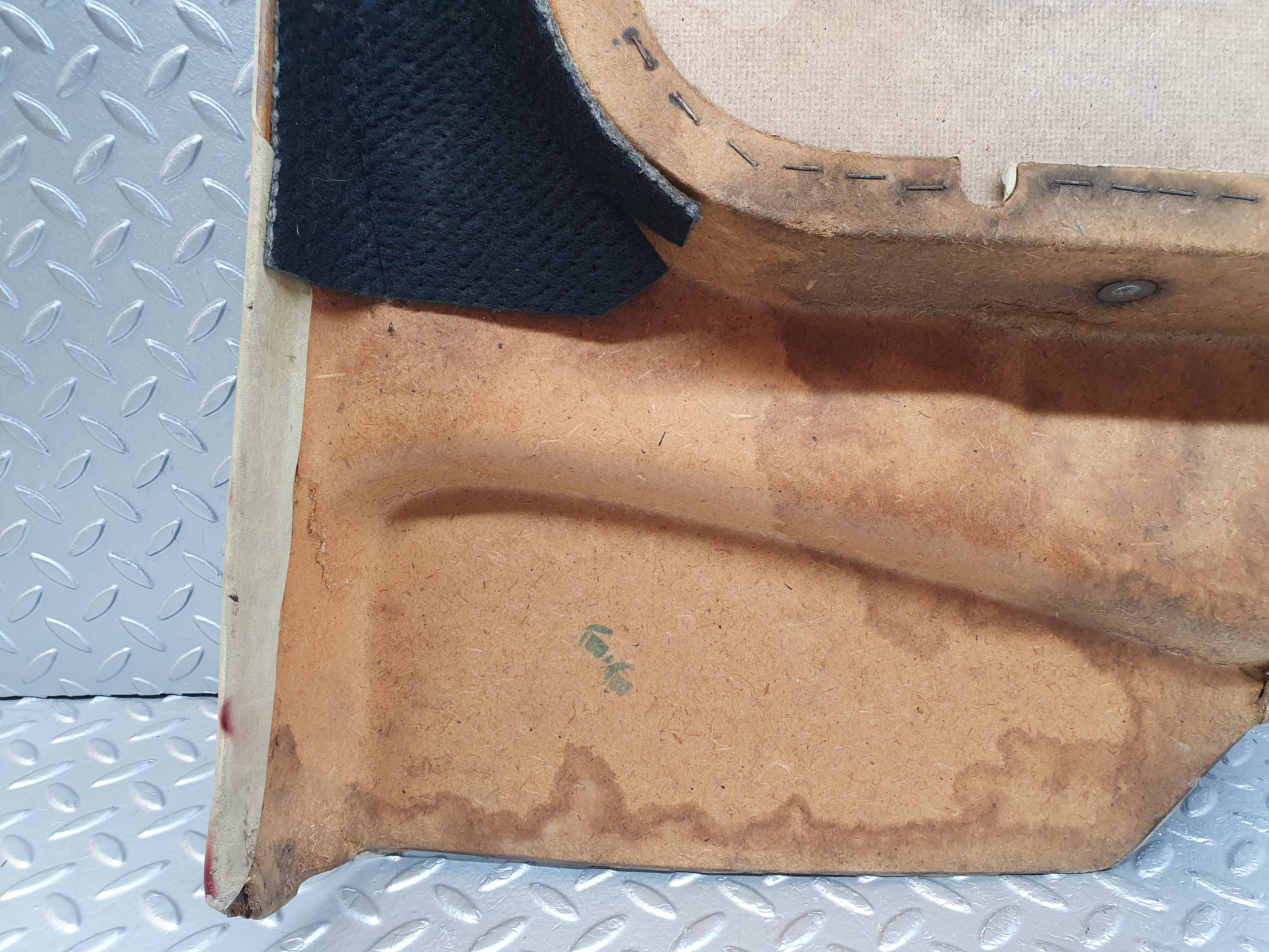 1105 Mercedes-Benz C123 230CE Coupe Rear Left Card Panel