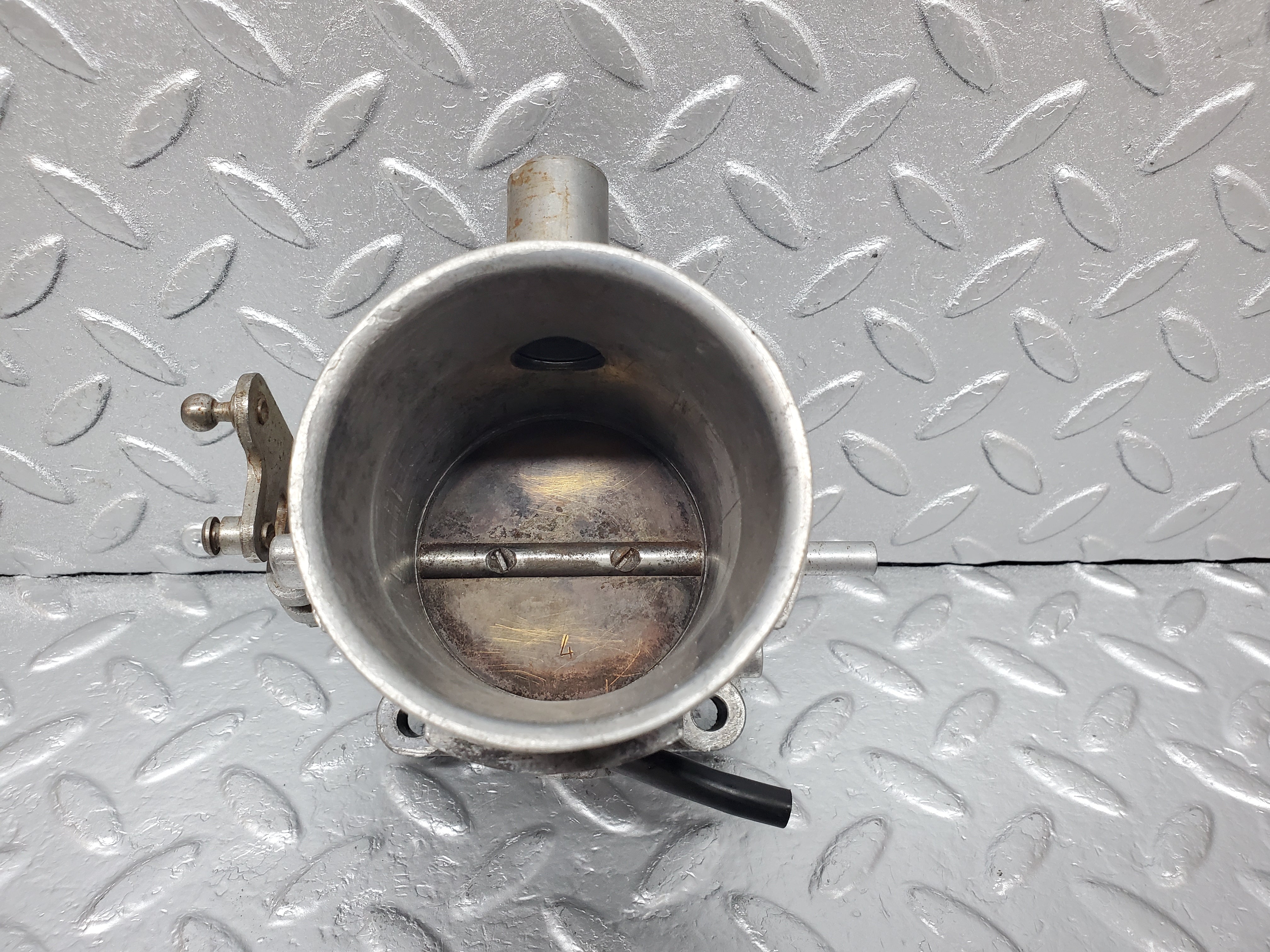 0901 Mercedes-Benz C107 350SLC Coupe Coupe Jetronic Throttle Body Assembly