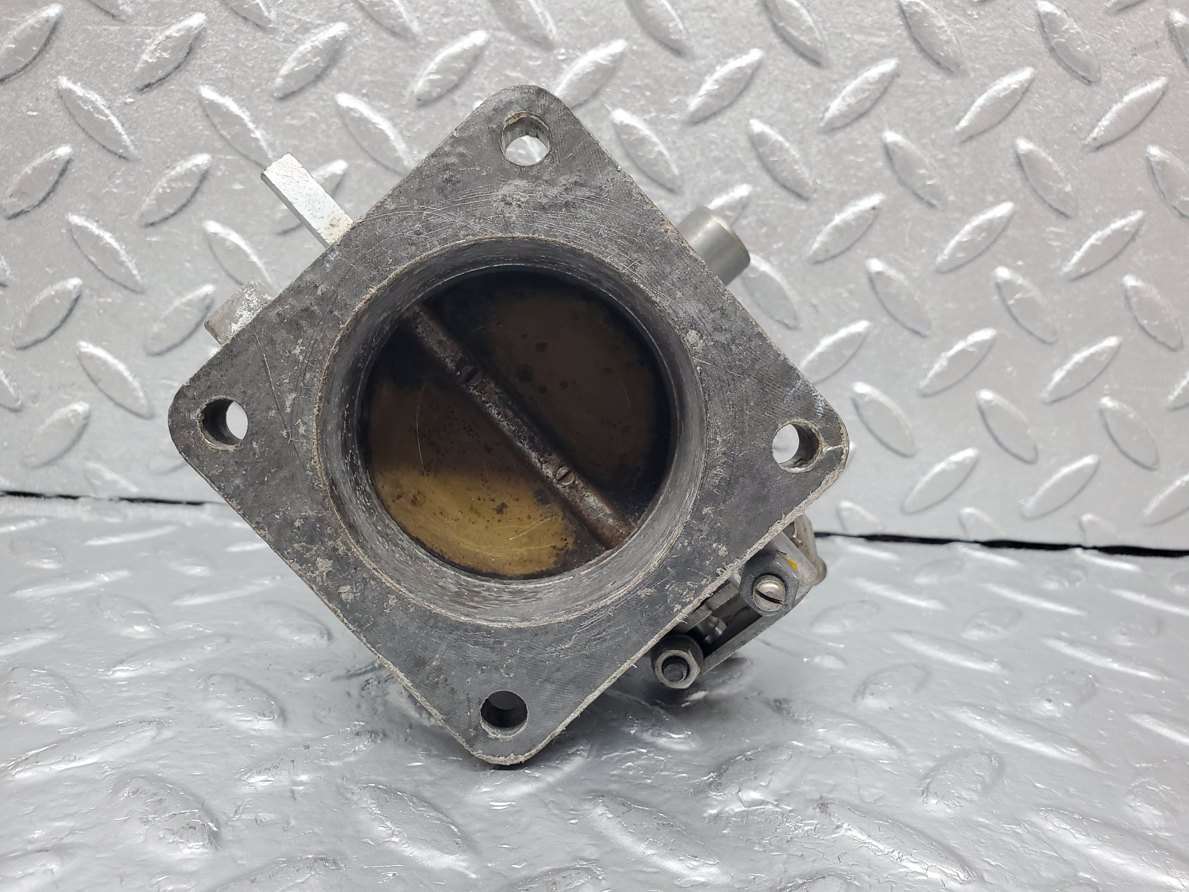 0901 Mercedes-Benz C107 350SLC Coupe Coupe Jetronic Throttle Body Assembly