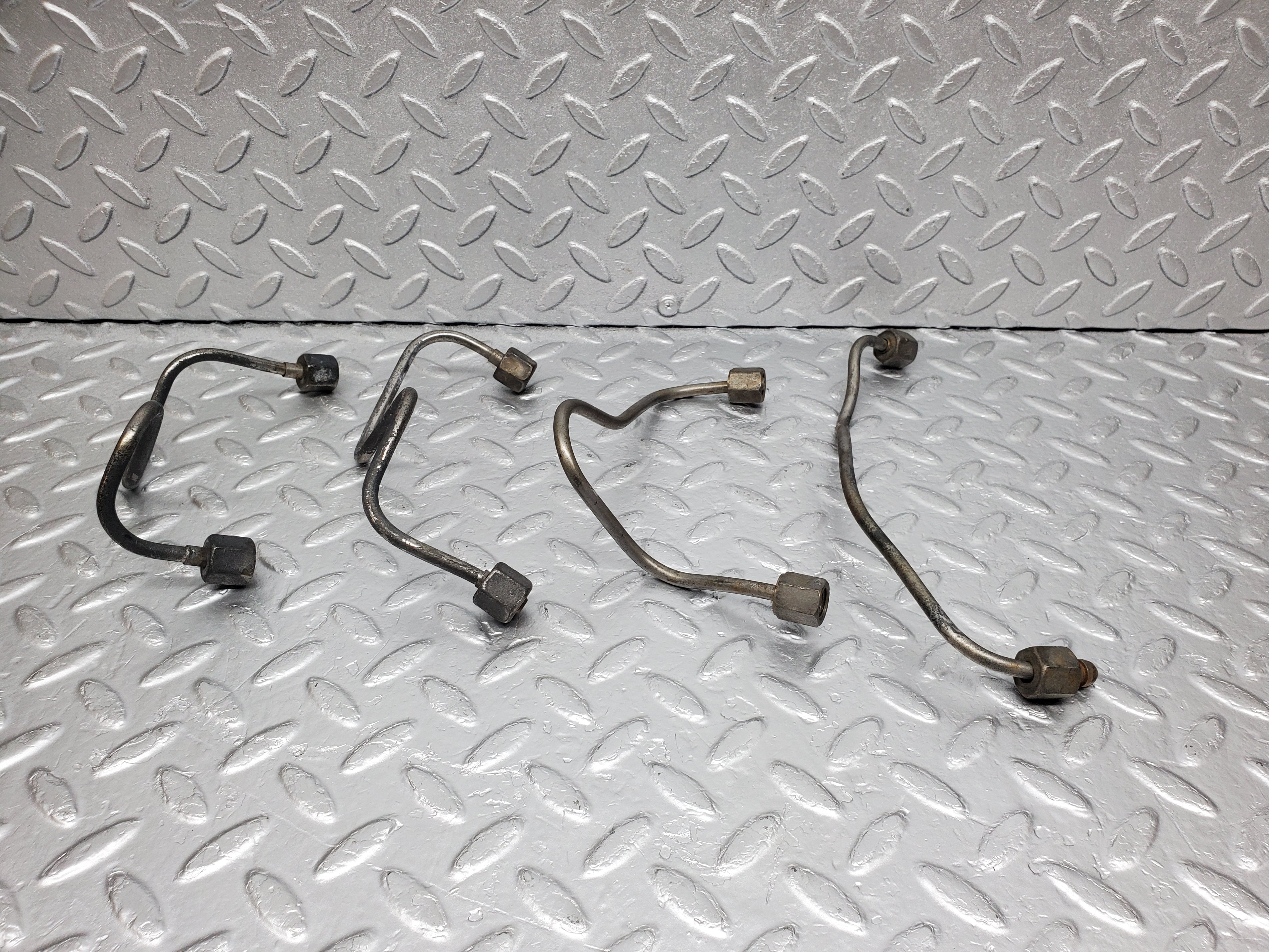 0890 Mercedes-Benz W123 240D Fuel Line Hose Set