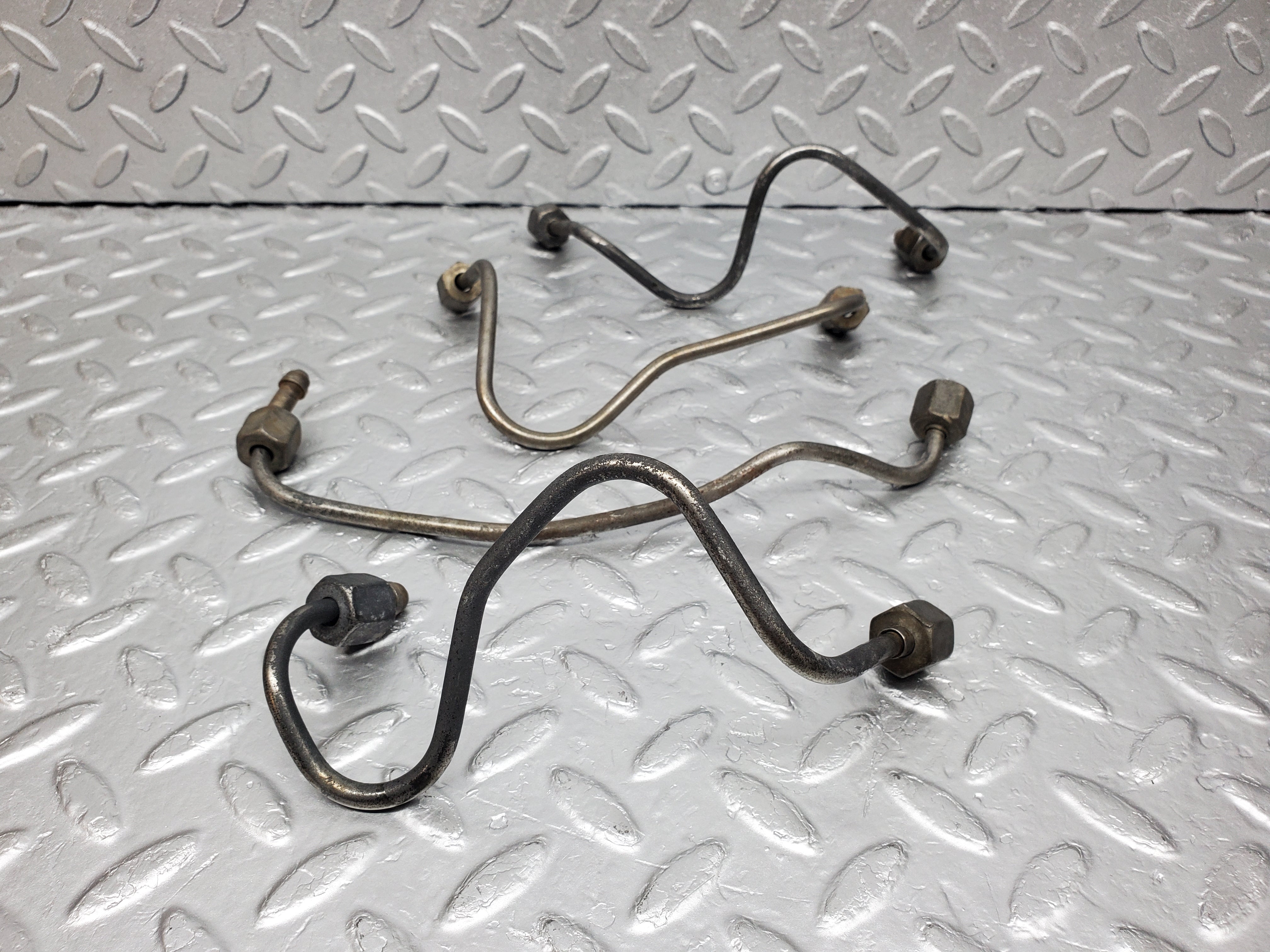 0890 Mercedes-Benz W123 240D Fuel Line Hose Set