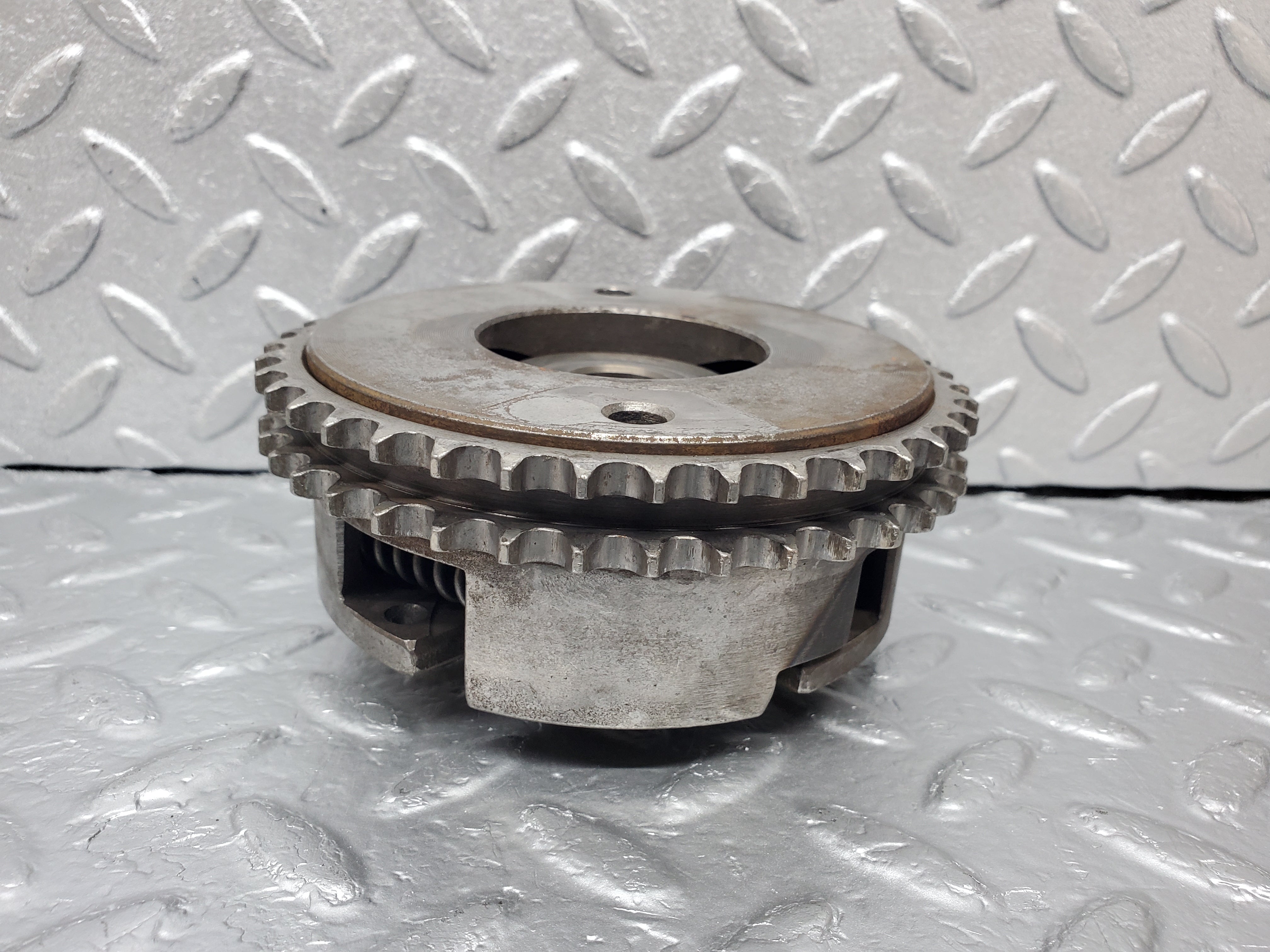 0888 Mercedes-Benz W123 240D Injection Pump Gear Sprocket