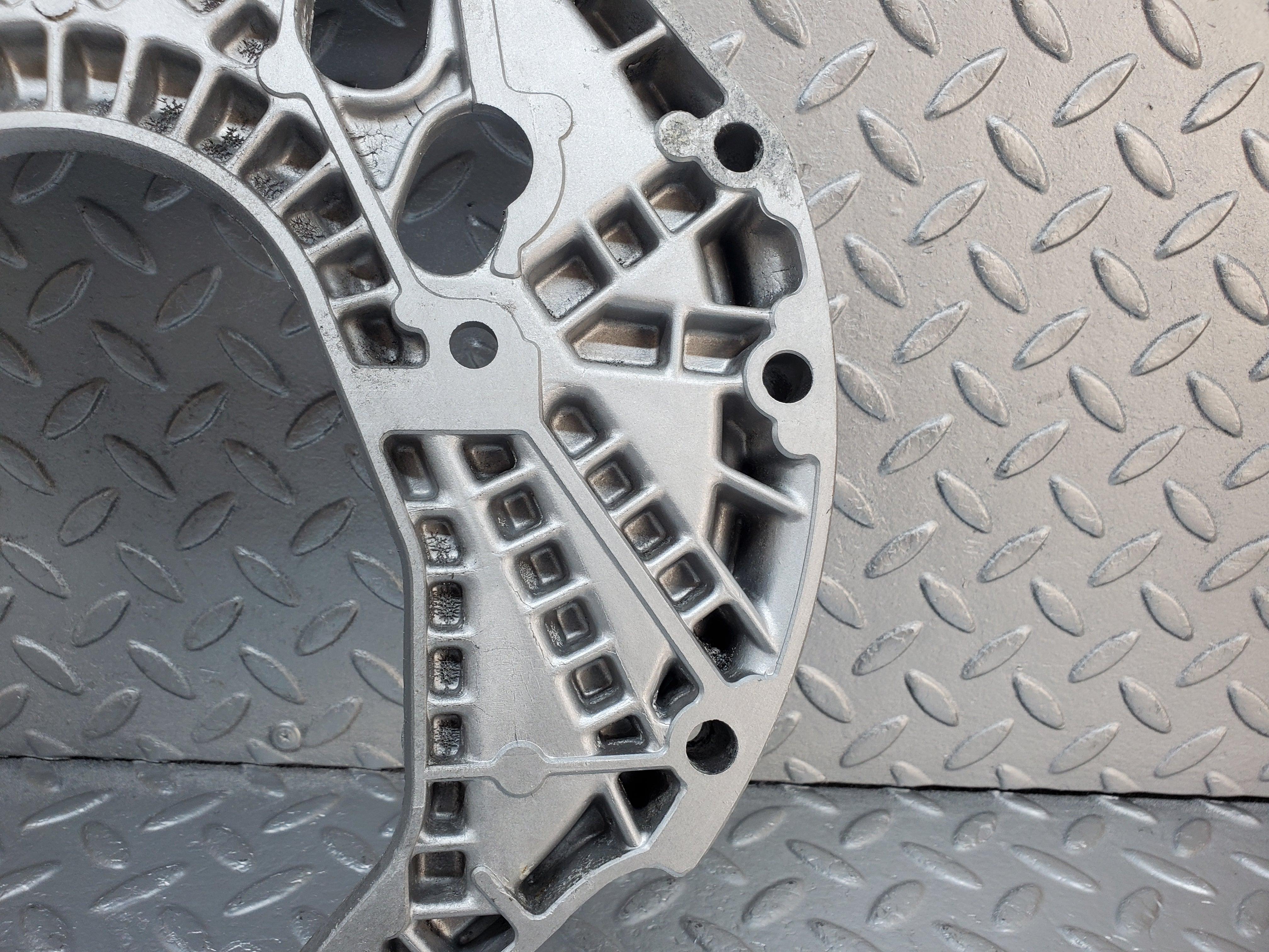 0893 Mercedes-Benz W123 240D Gearbox Flange 1150111145