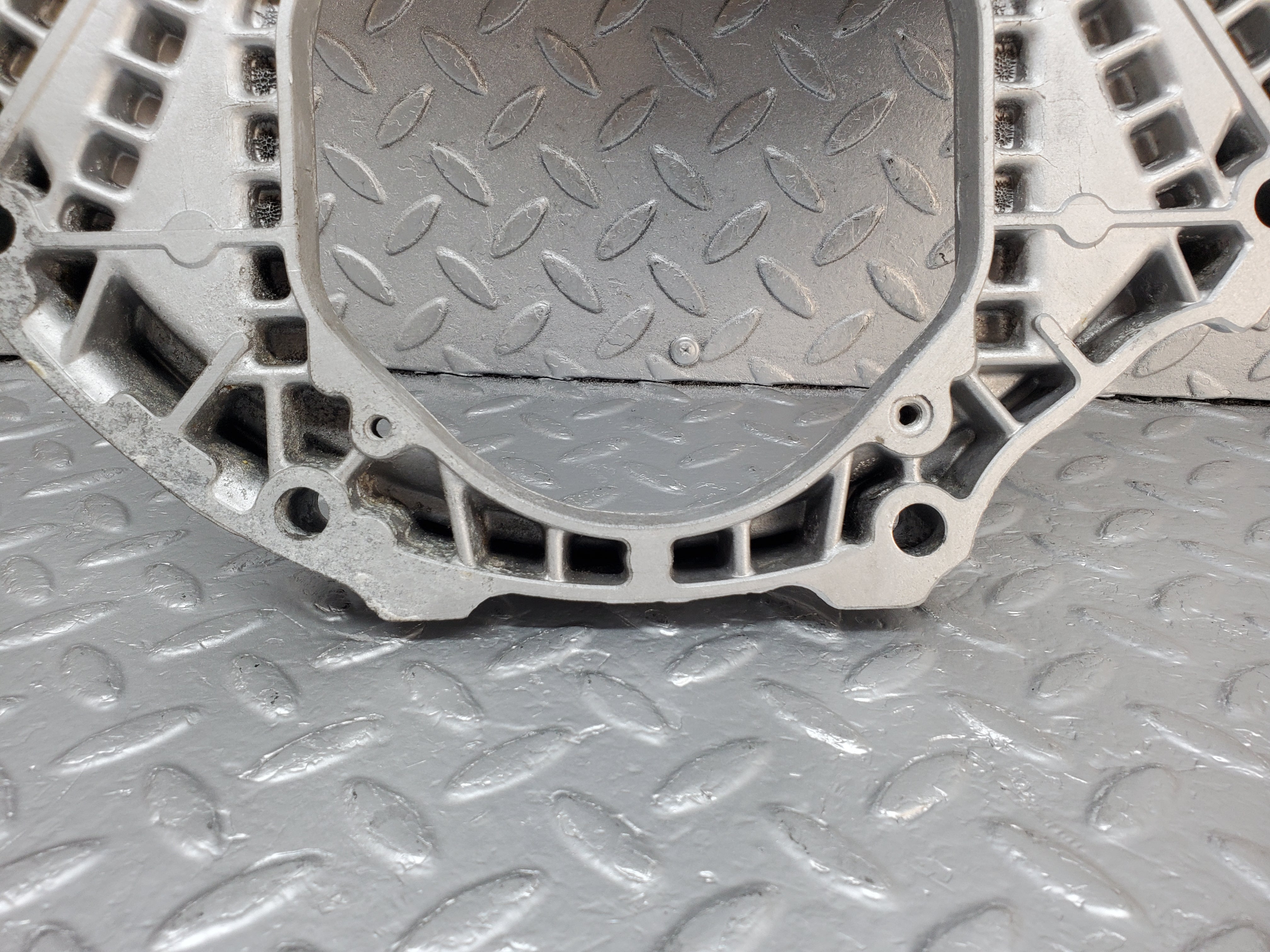 0893 Mercedes-Benz W123 240D Gearbox Flange 1150111145