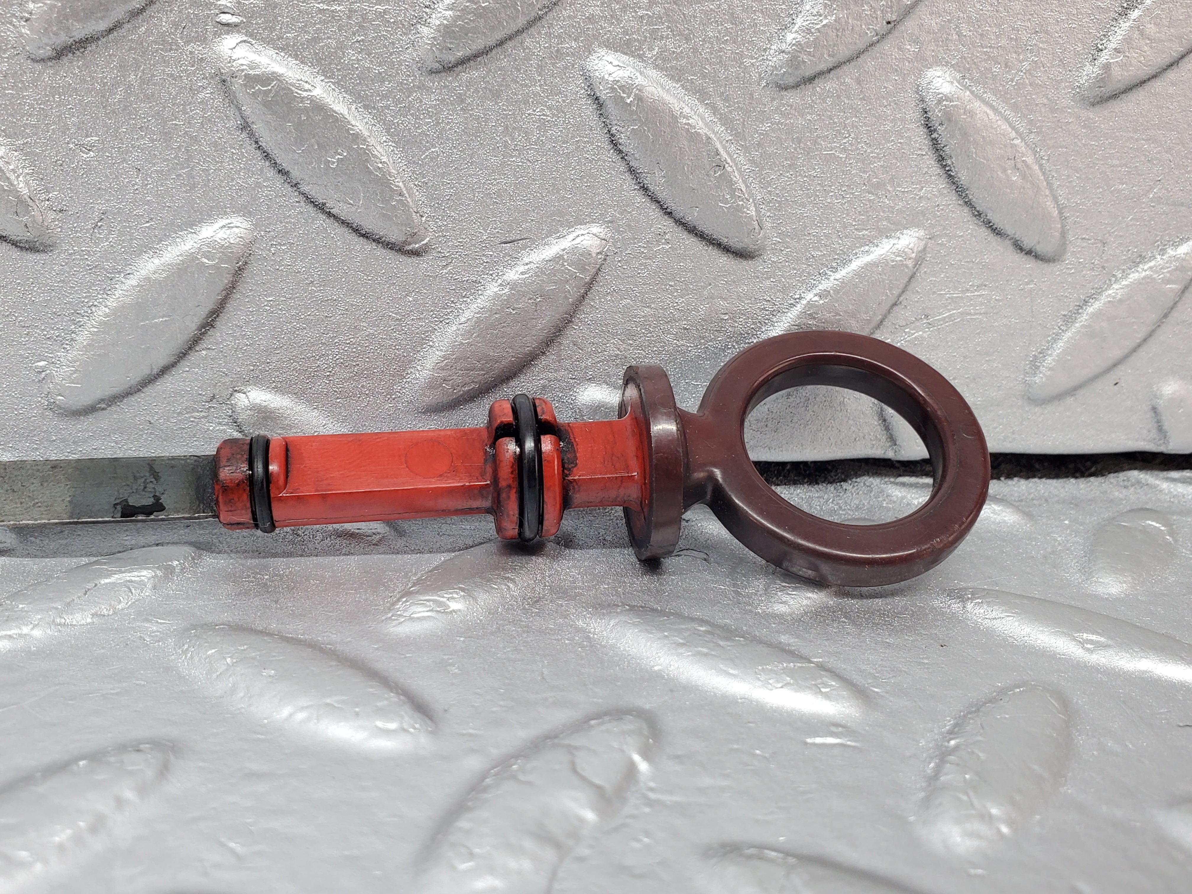 0889 Mercedes-Benz W123 240D Oil Dipstick