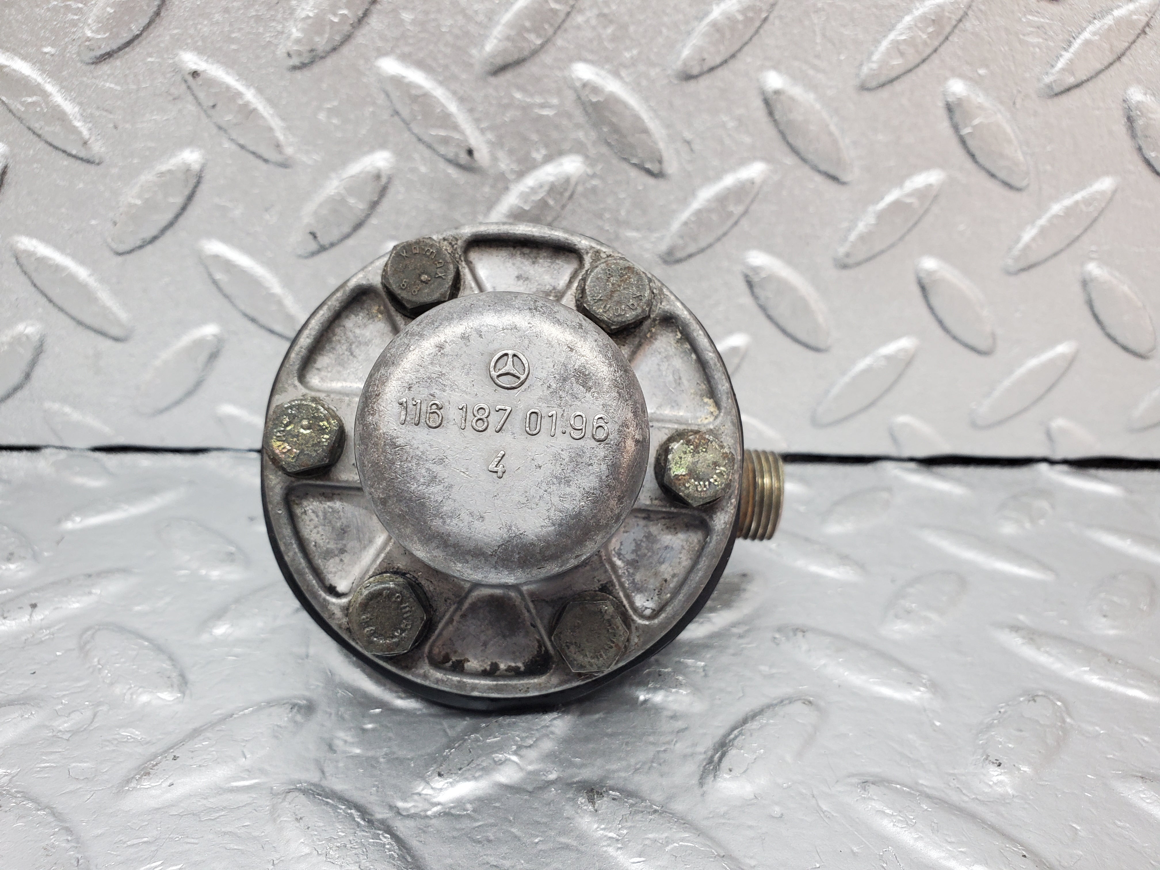 0916 Mercedes-Benz C107 350SLC Coupe Coupe Oil Pressure Damper 1161870494