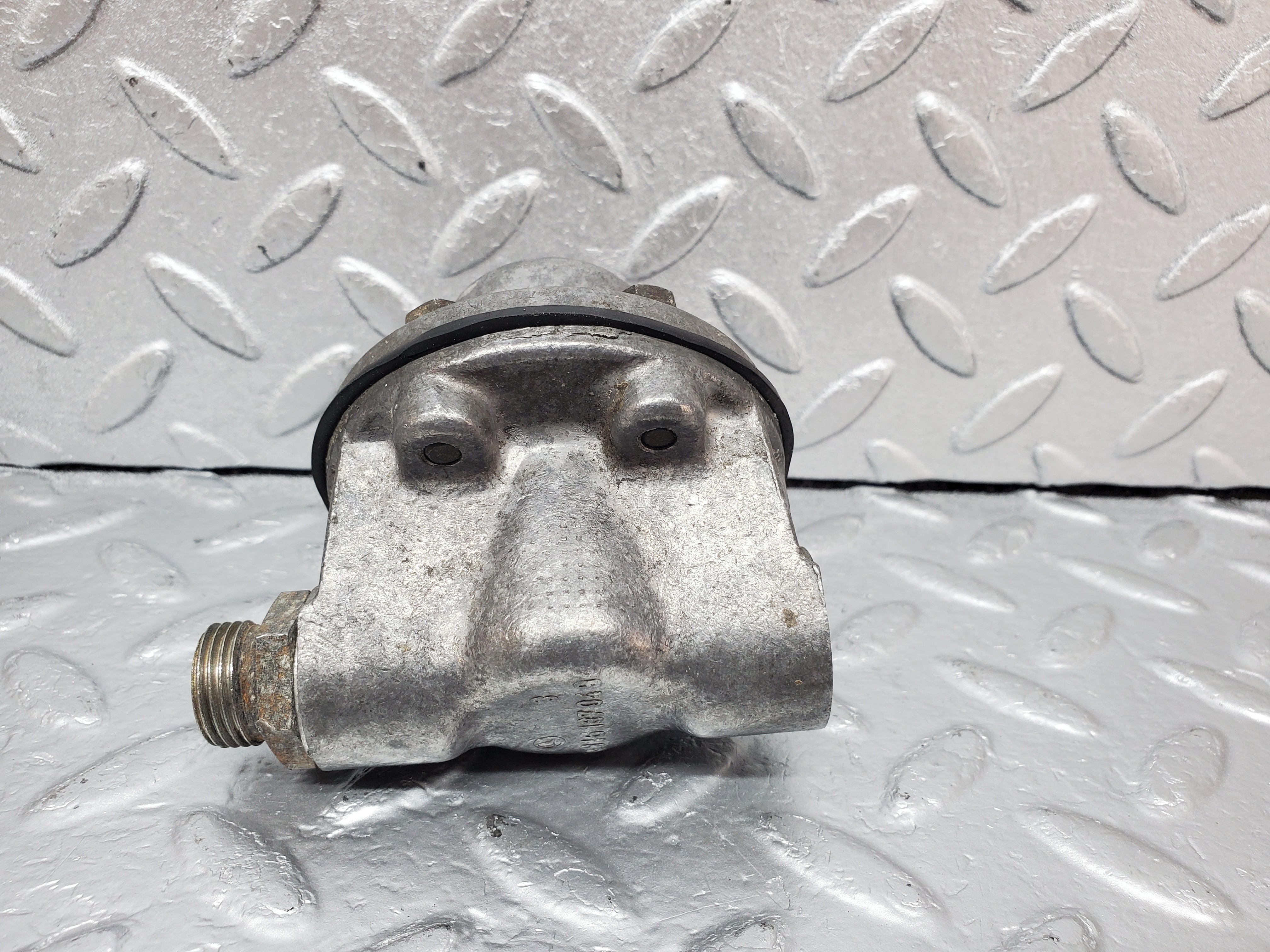 0916 Mercedes-Benz C107 350SLC Coupe Coupe Oil Pressure Damper 1161870494