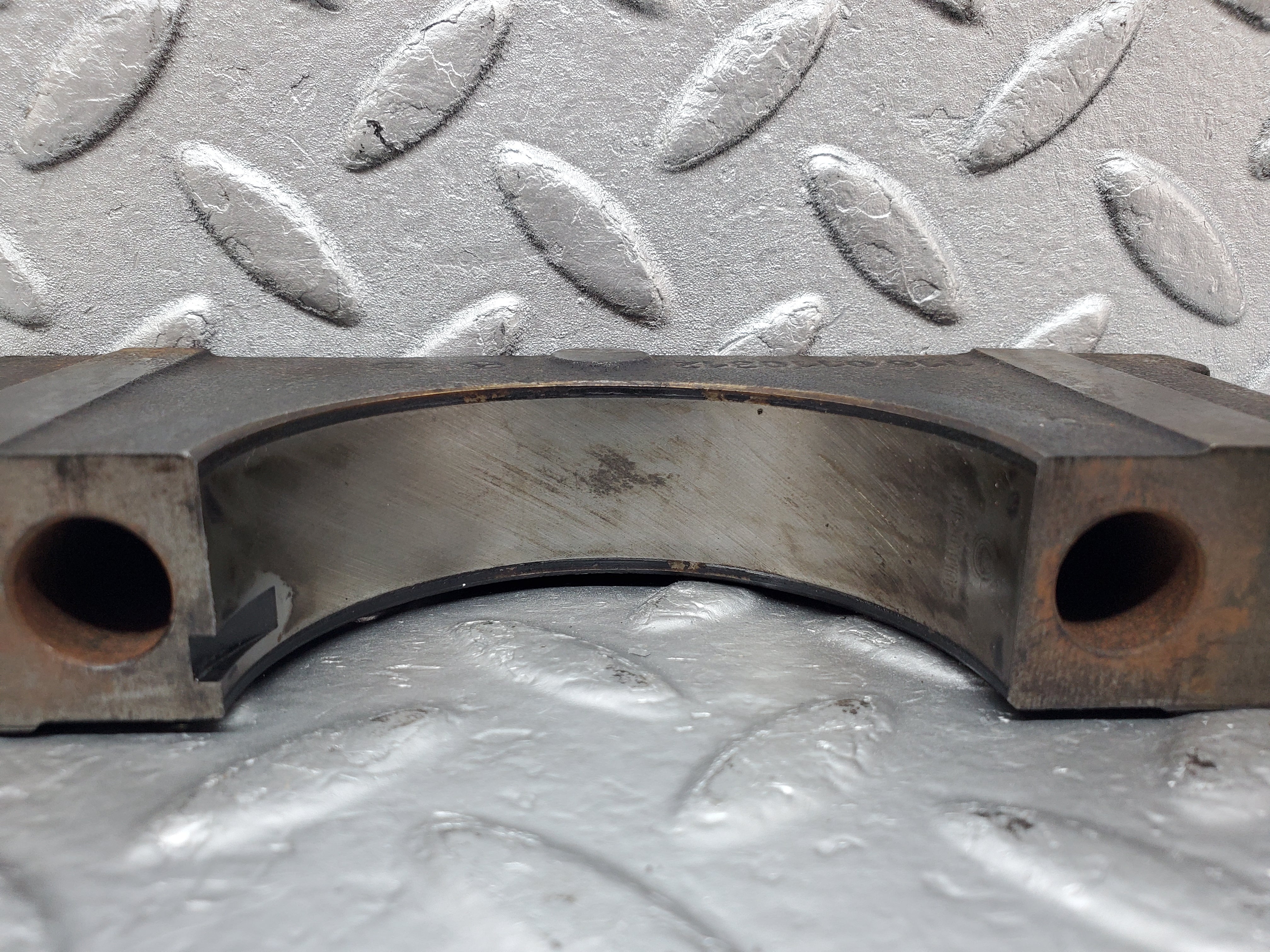 0919 Mercedes-Benz C107 350SLC Coupe Crankshaft Bearing Holder 1160110312