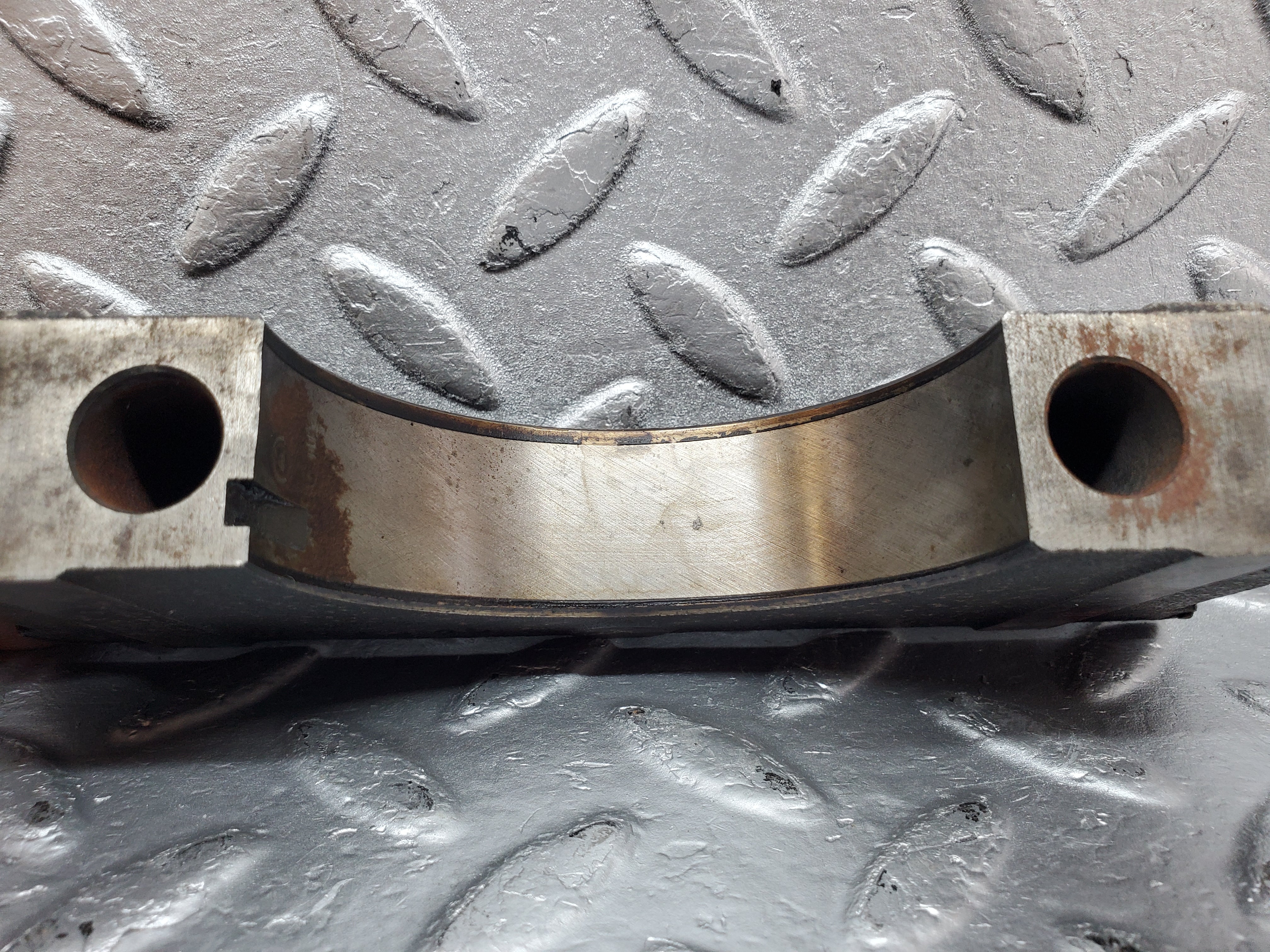 0922 Mercedes-Benz C107 350SLC Coupe Crankshaft Bearing Holder 1160110312