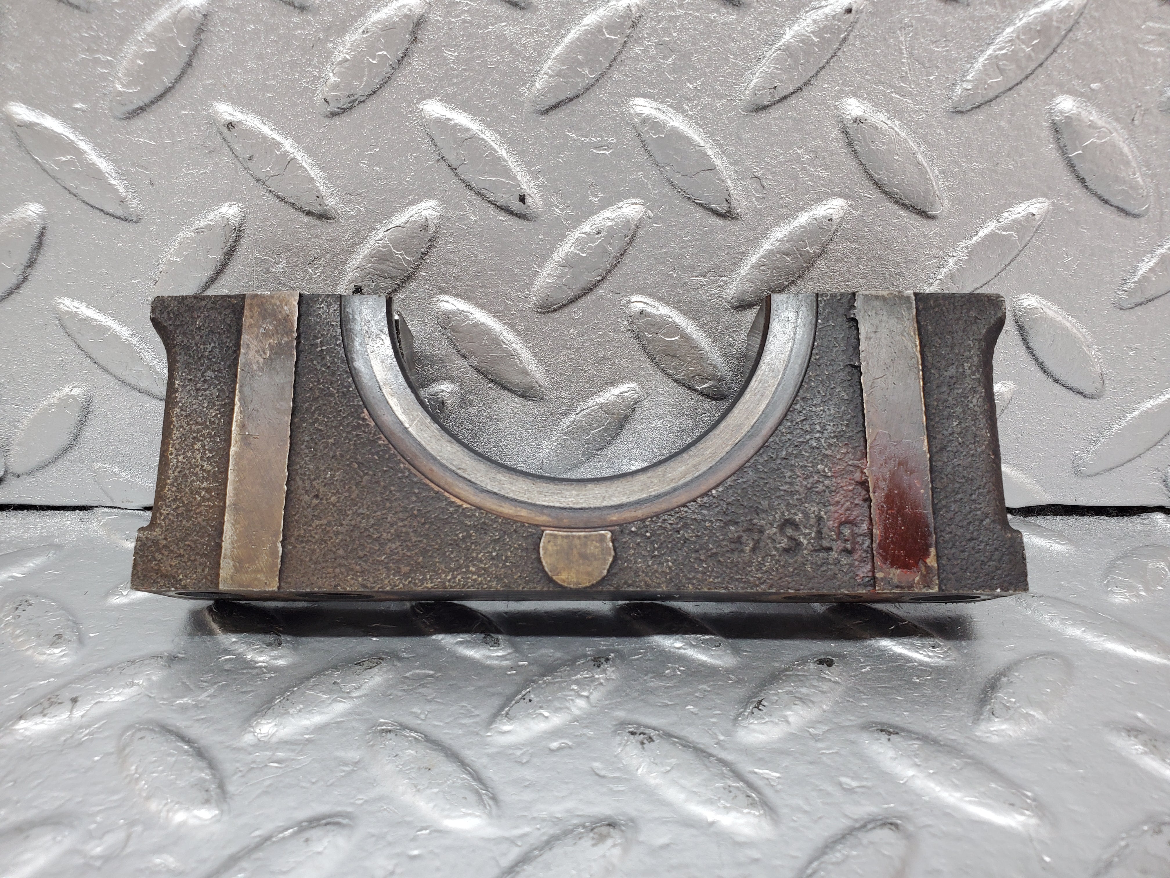 0923 Mercedes-Benz C107 350SLC Coupe Crankshaft Bearing Holder 1160110312