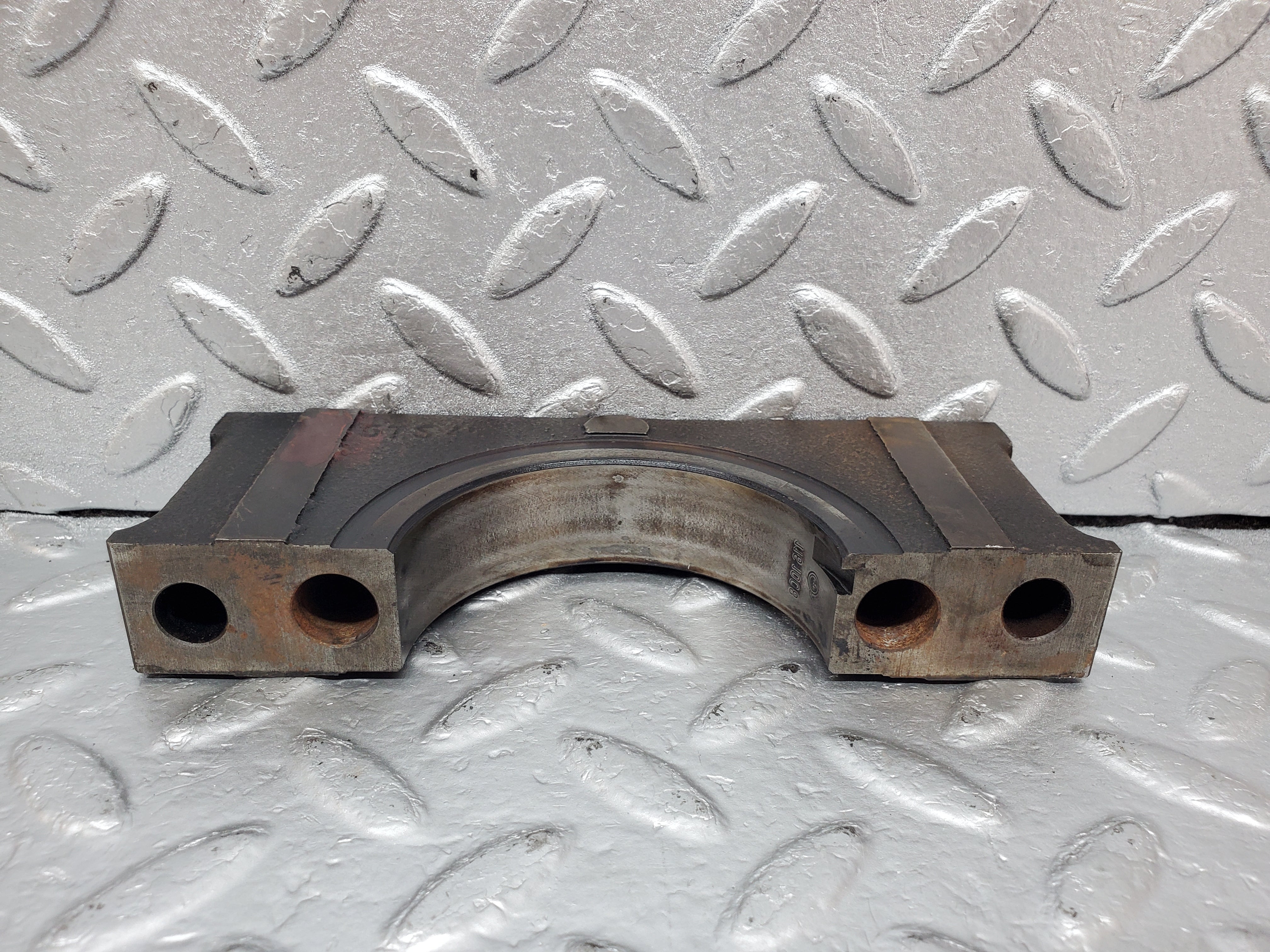 0923 Mercedes-Benz C107 350SLC Coupe Crankshaft Bearing Holder 1160110312