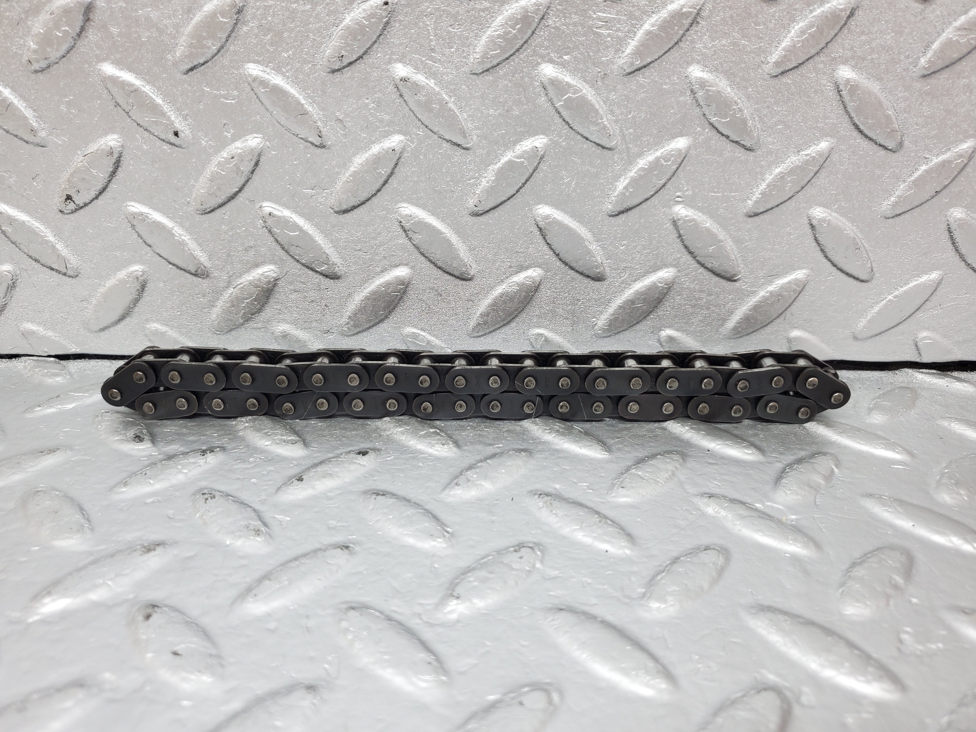 0932 Mercedes-Benz C107 350SLC Coupe Oil Pump Chain