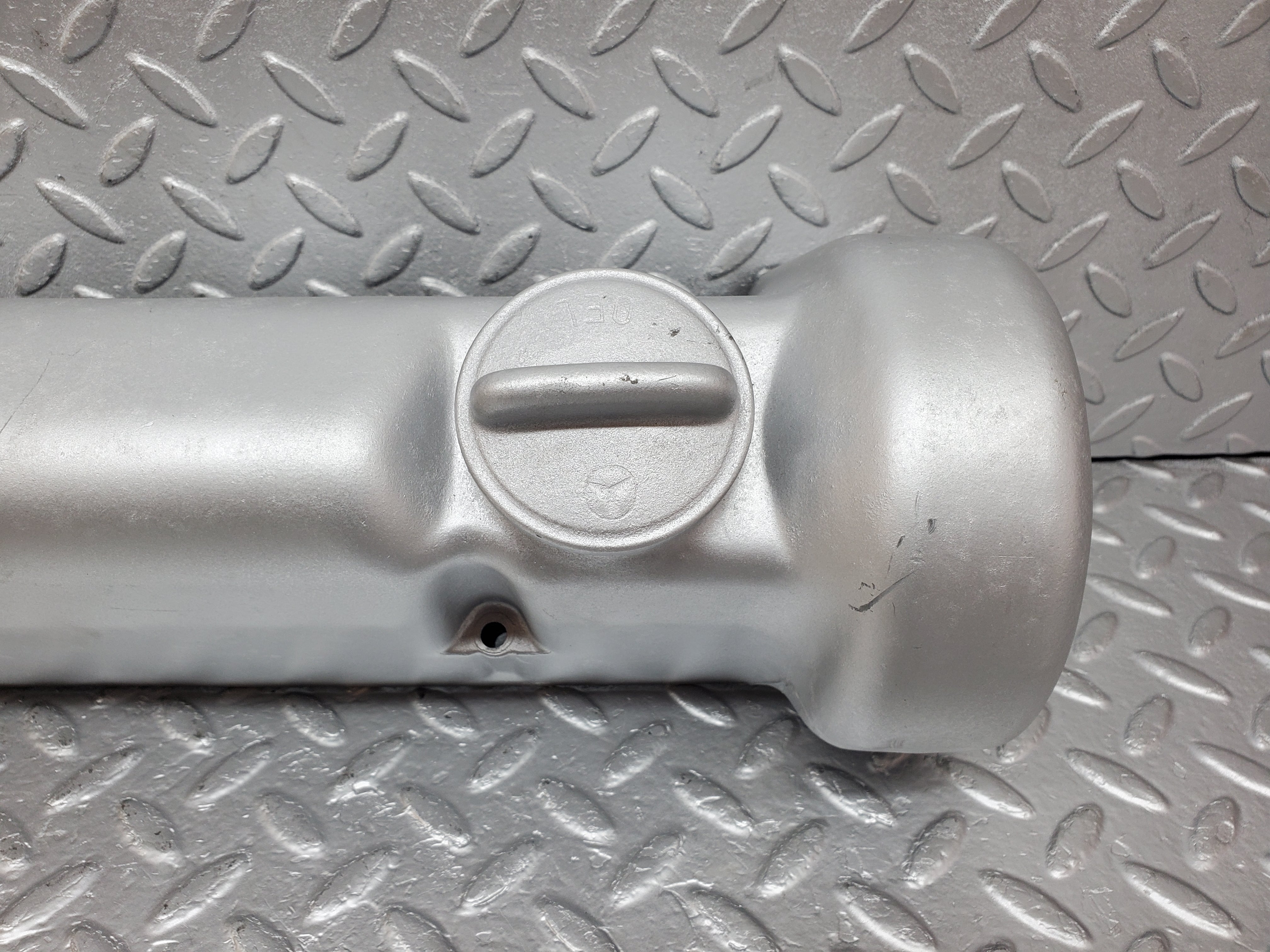 0939 Mercedes-Benz C107 350SLC Coupe Cylinder Head Cover Right 1160161905