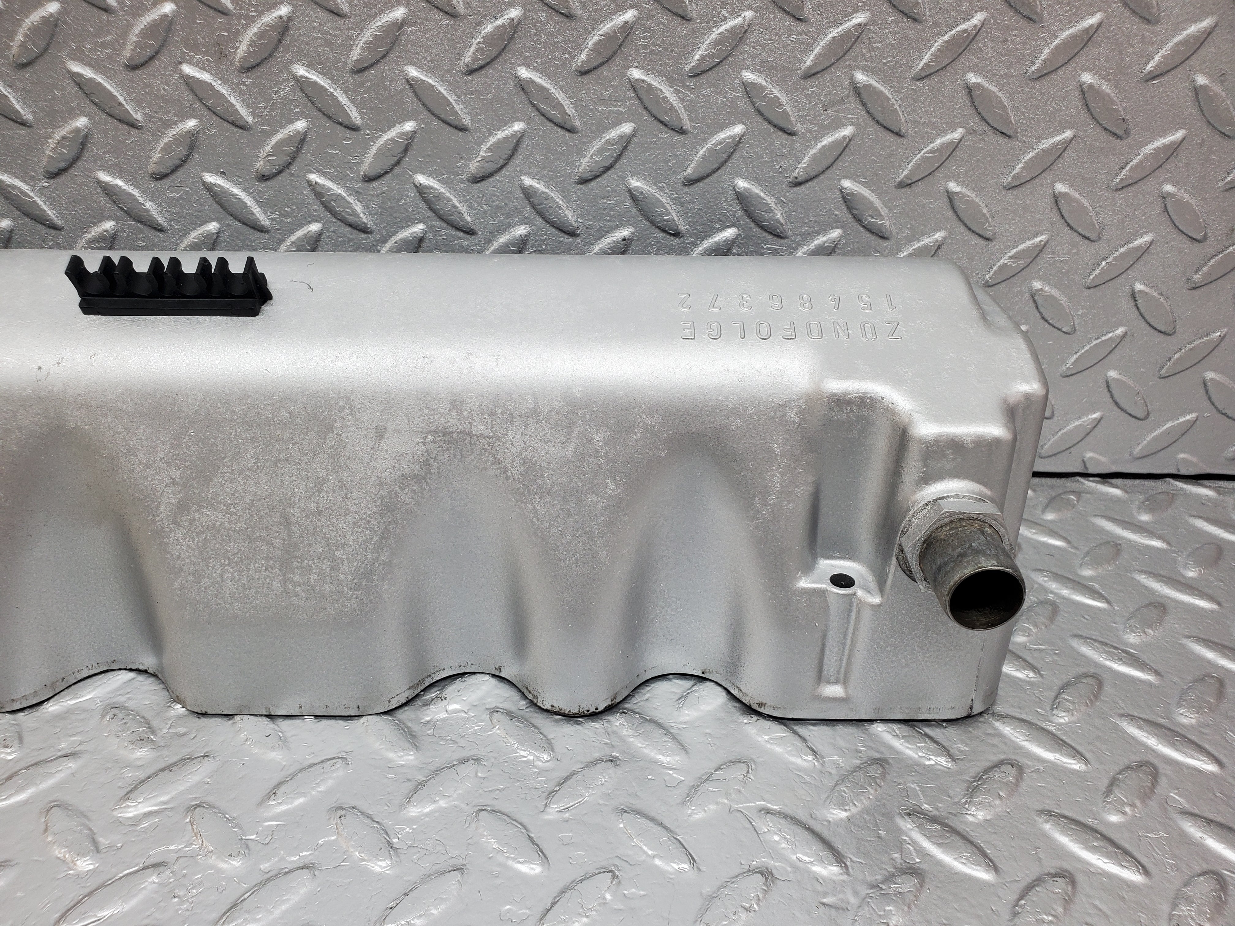 0939 Mercedes-Benz C107 350SLC Coupe Cylinder Head Cover Right 1160161905