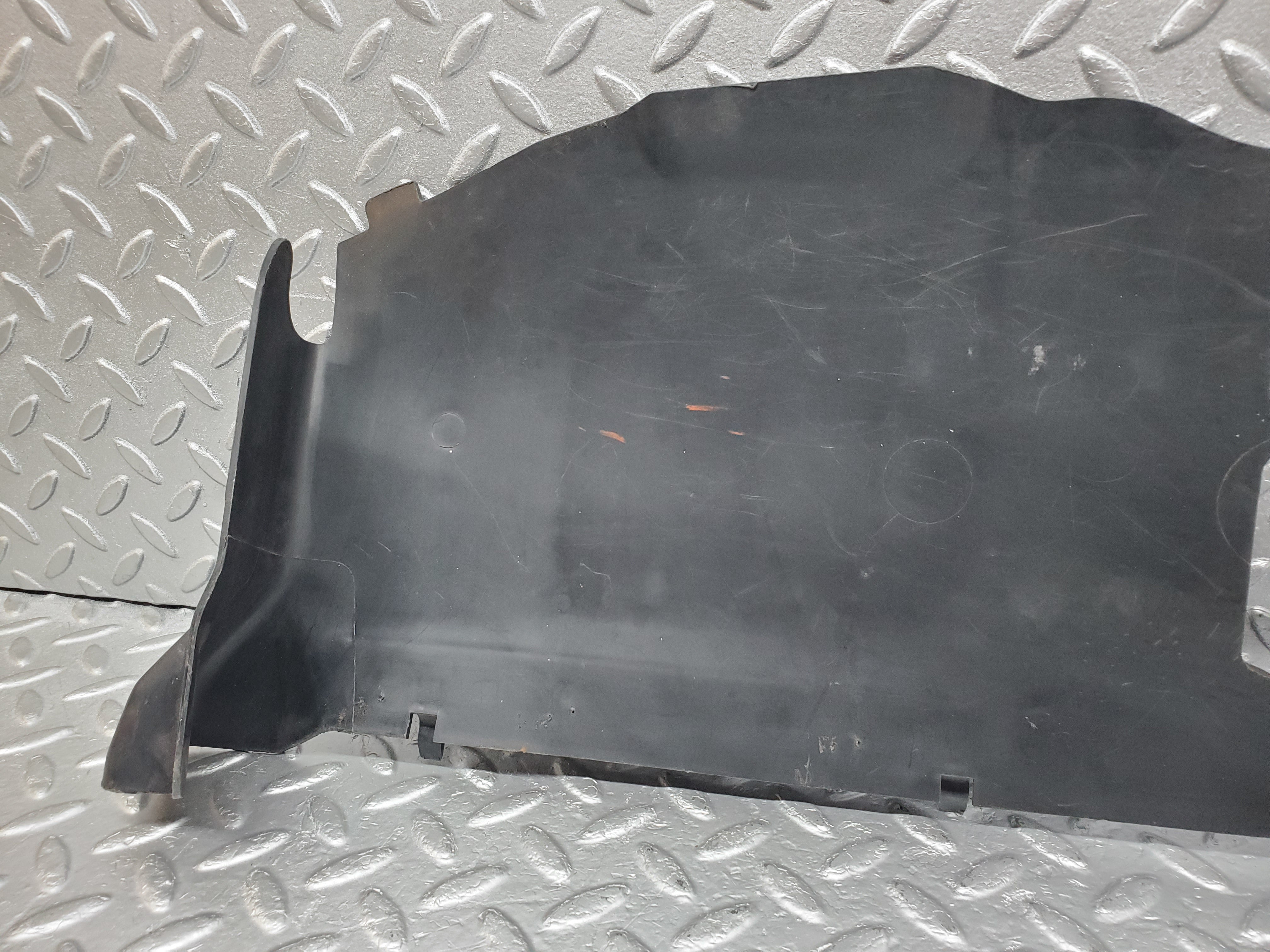 0951 Mercedes-Benz C123 230CE Coupe Dashboard Under Panel 1236870508