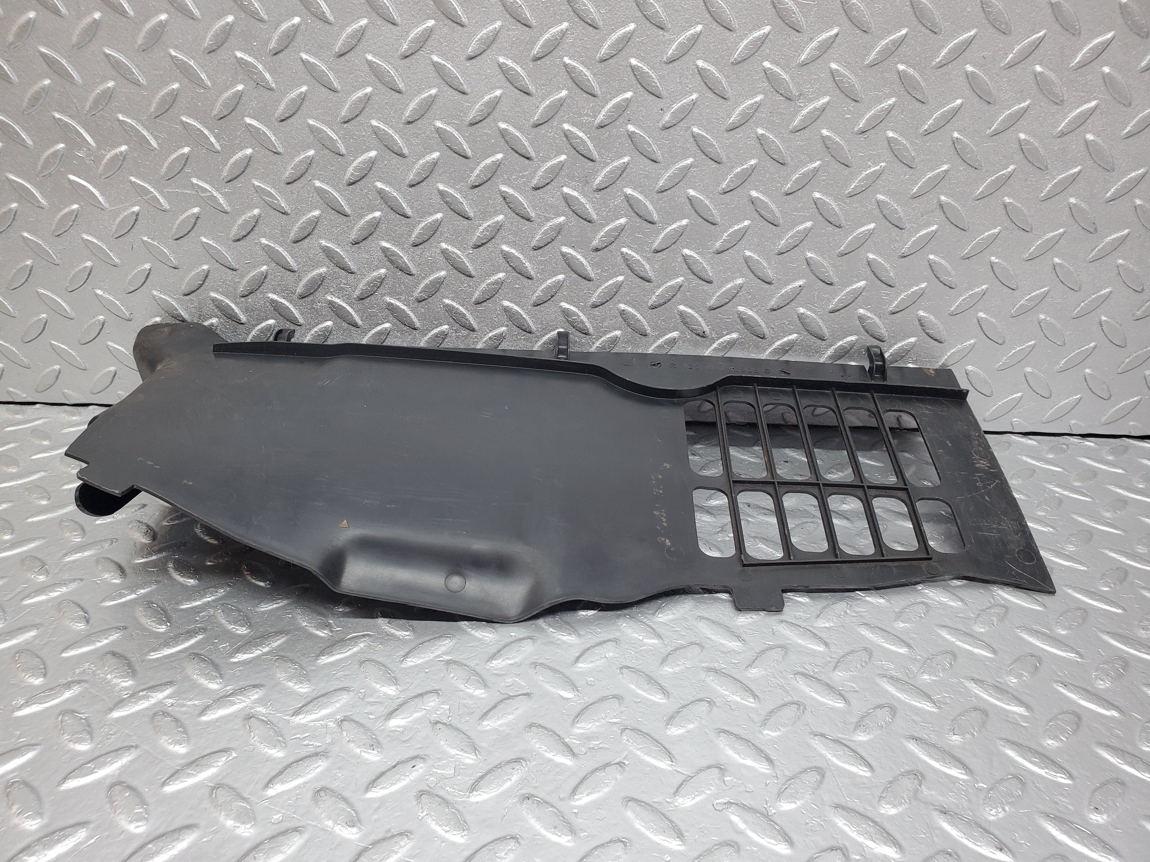 0951 Mercedes-Benz C123 230CE Coupe Dashboard Under Panel 1236870508