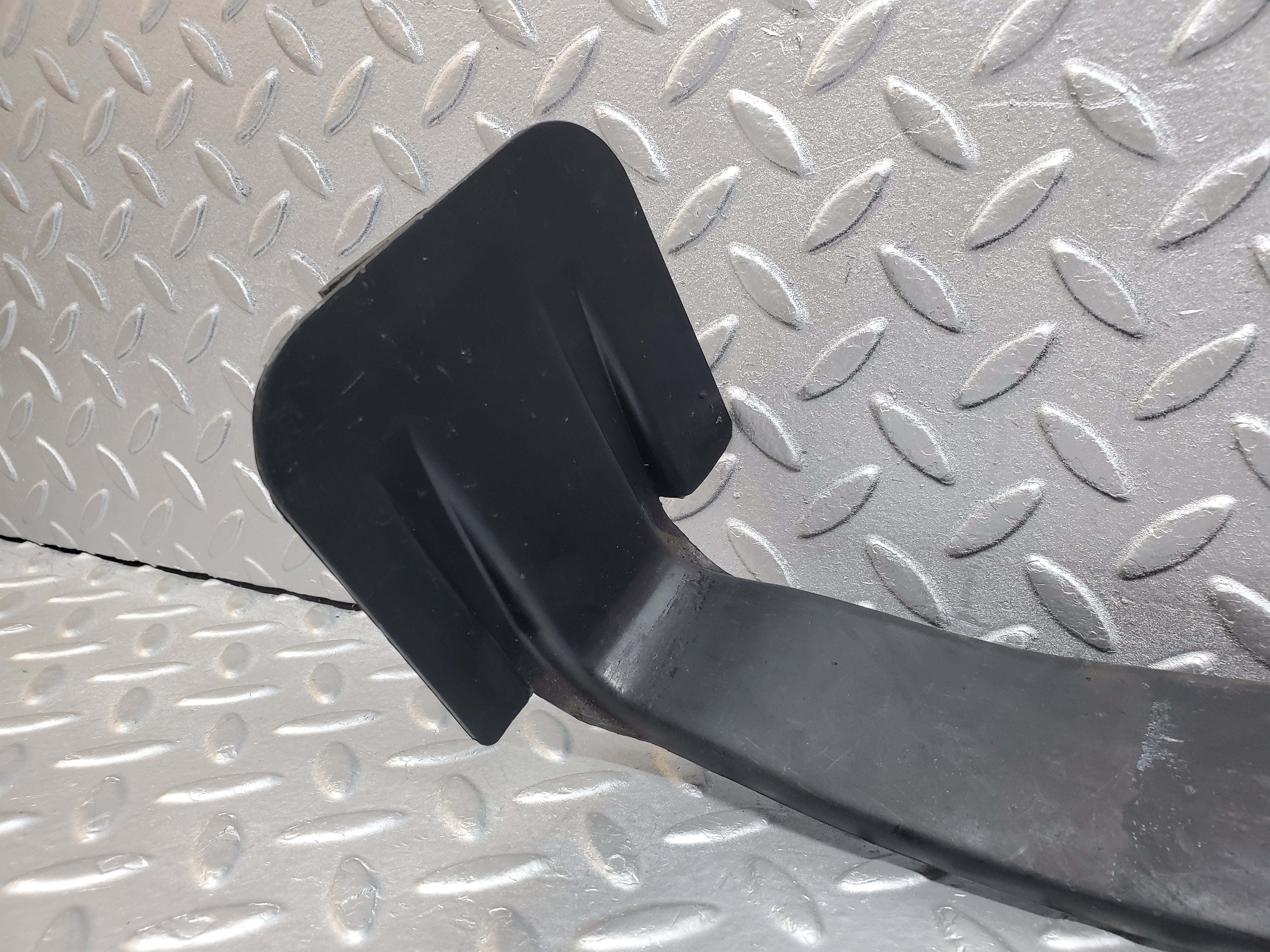 0954 Mercedes-Benz C123 230CE Coupe Cable Channel Covering 1238211136