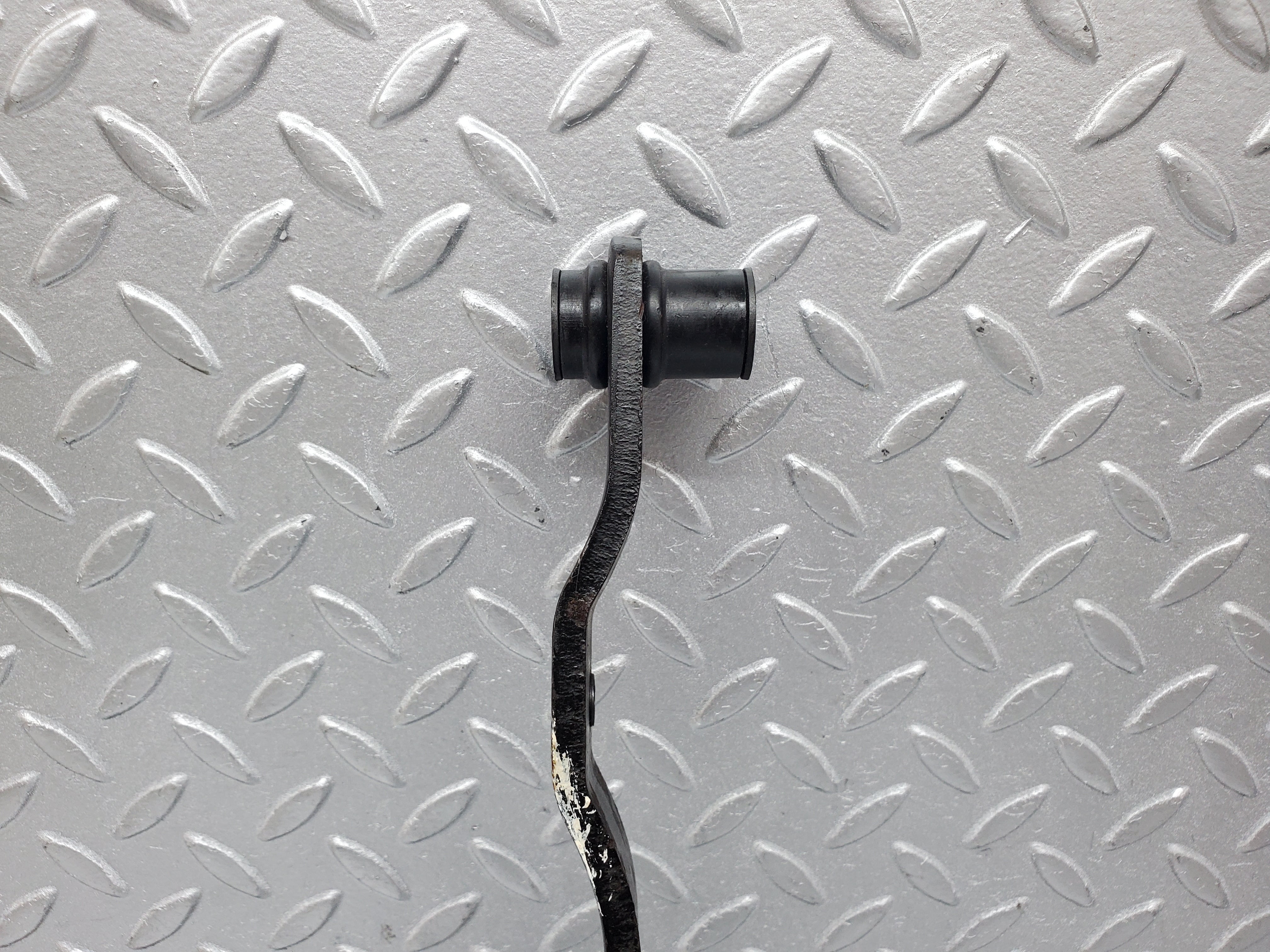 0972 Mercedes-Benz C123 230CE Brake Pedal With Rubber 1232910082