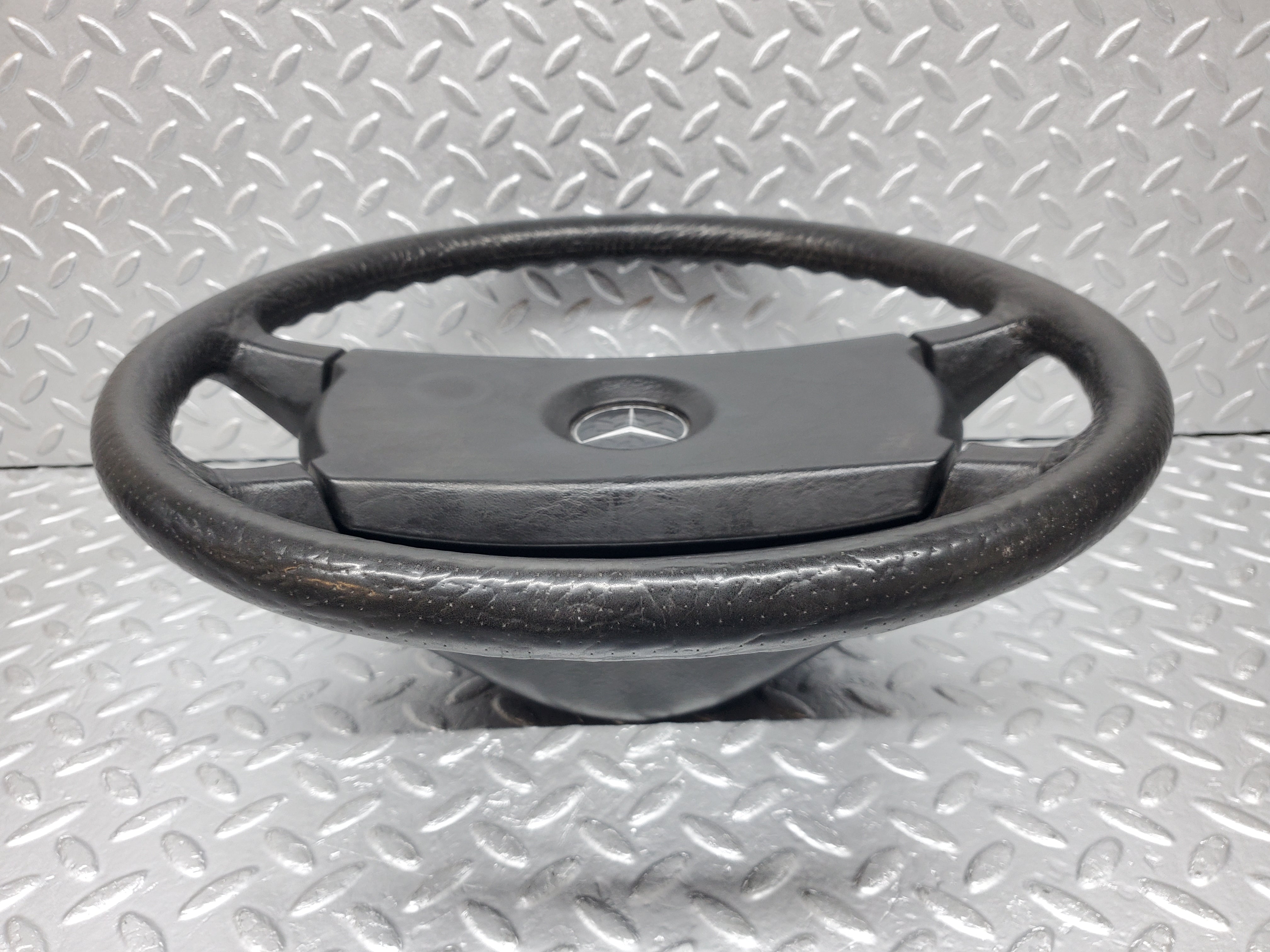 0948 Mercedes-Benz C123 230CE Steering Wheel 1264640017