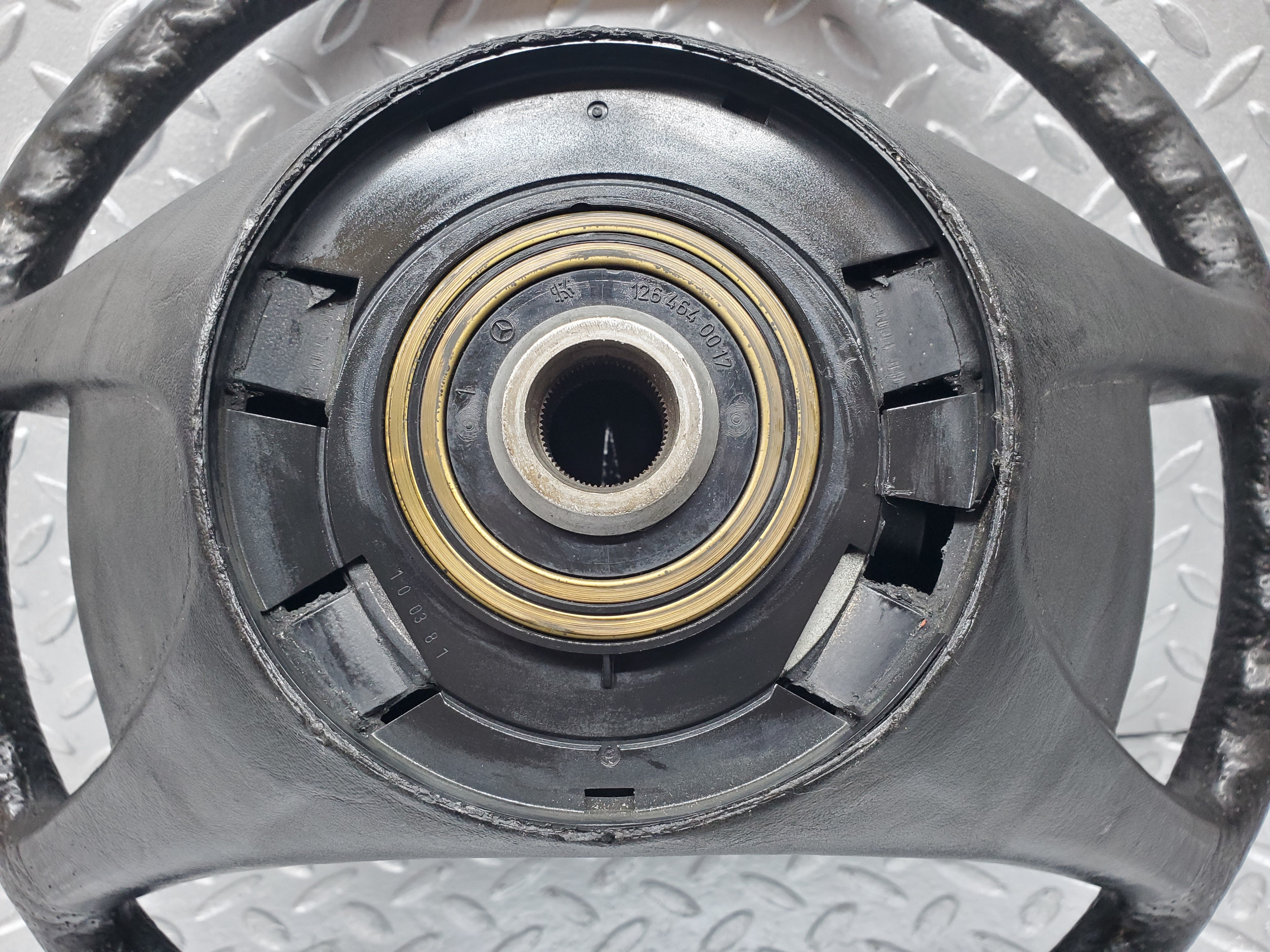 0948 Mercedes-Benz C123 230CE Steering Wheel 1264640017