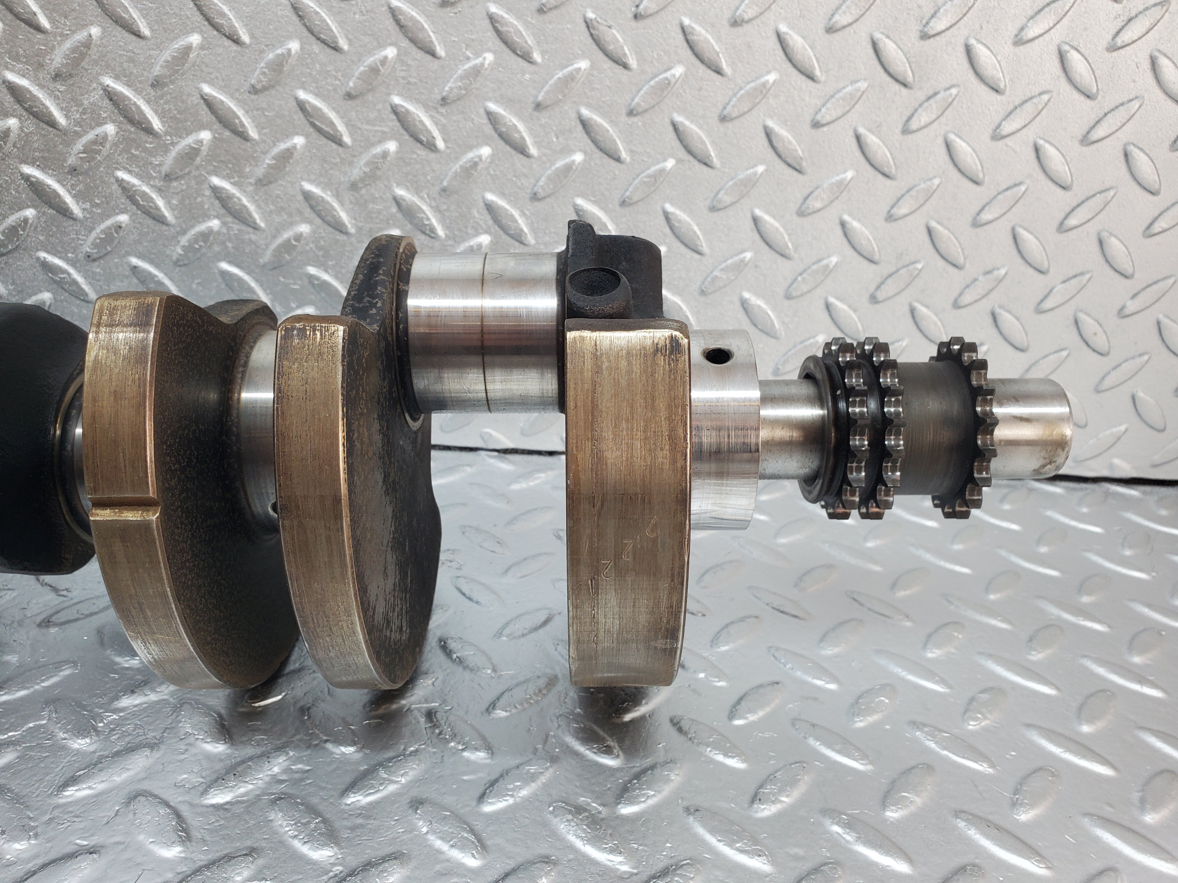 0930 Mercedes-Benz C107 350SLC Coupe Coupe Crankshaft 1160310801