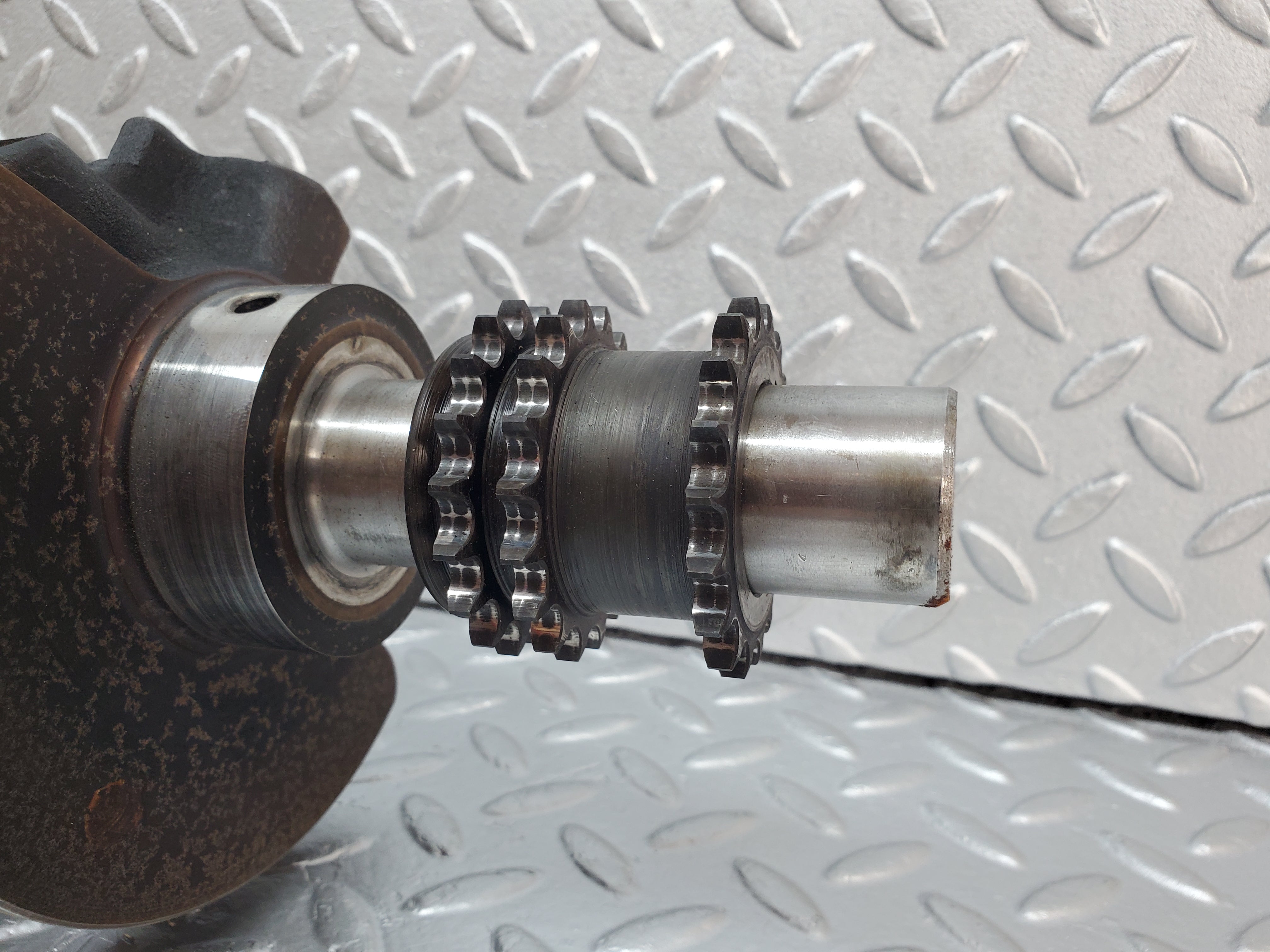 0930 Mercedes-Benz C107 350SLC Coupe Coupe Crankshaft 1160310801