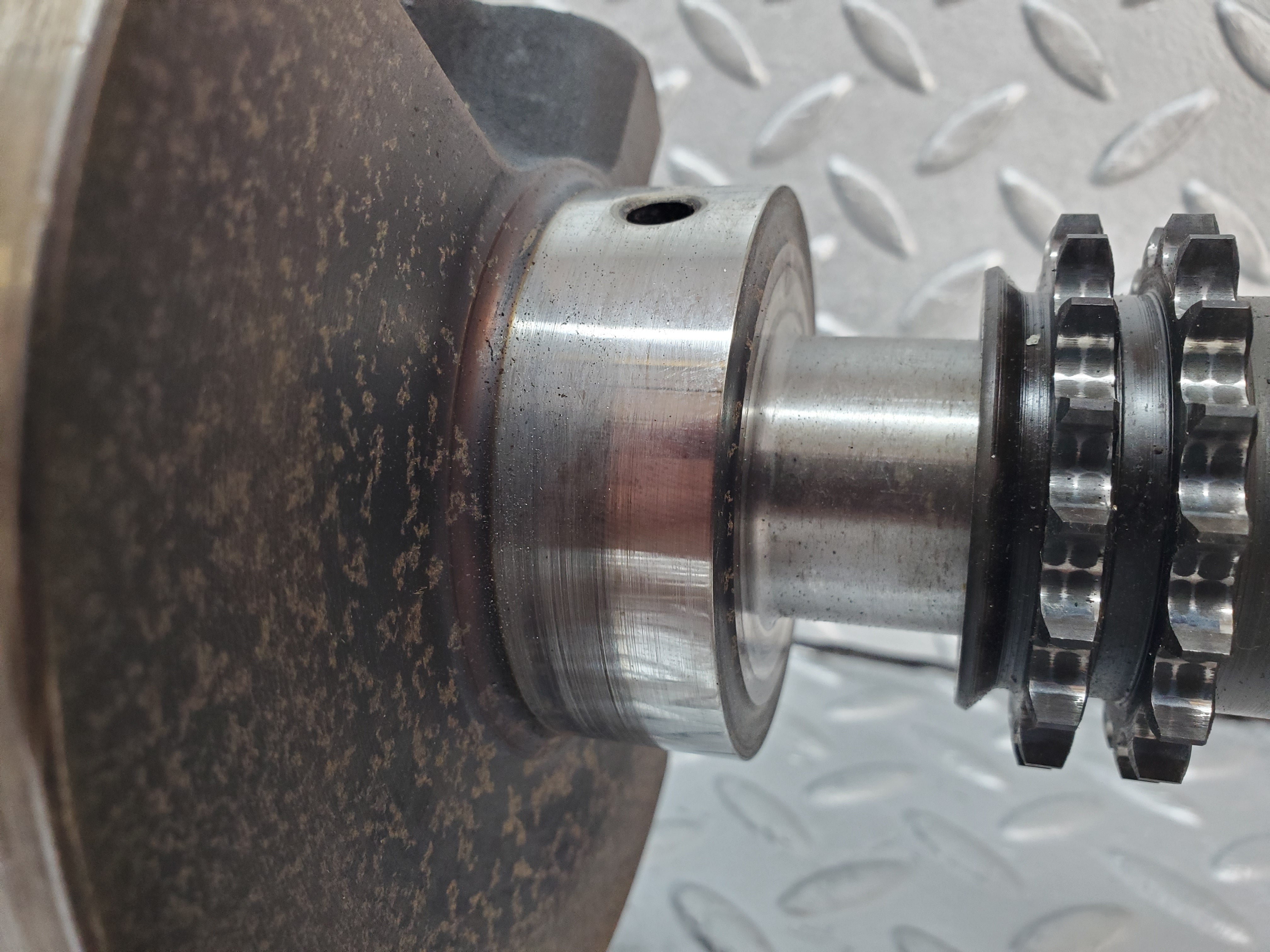 0930 Mercedes-Benz C107 350SLC Coupe Coupe Crankshaft 1160310801