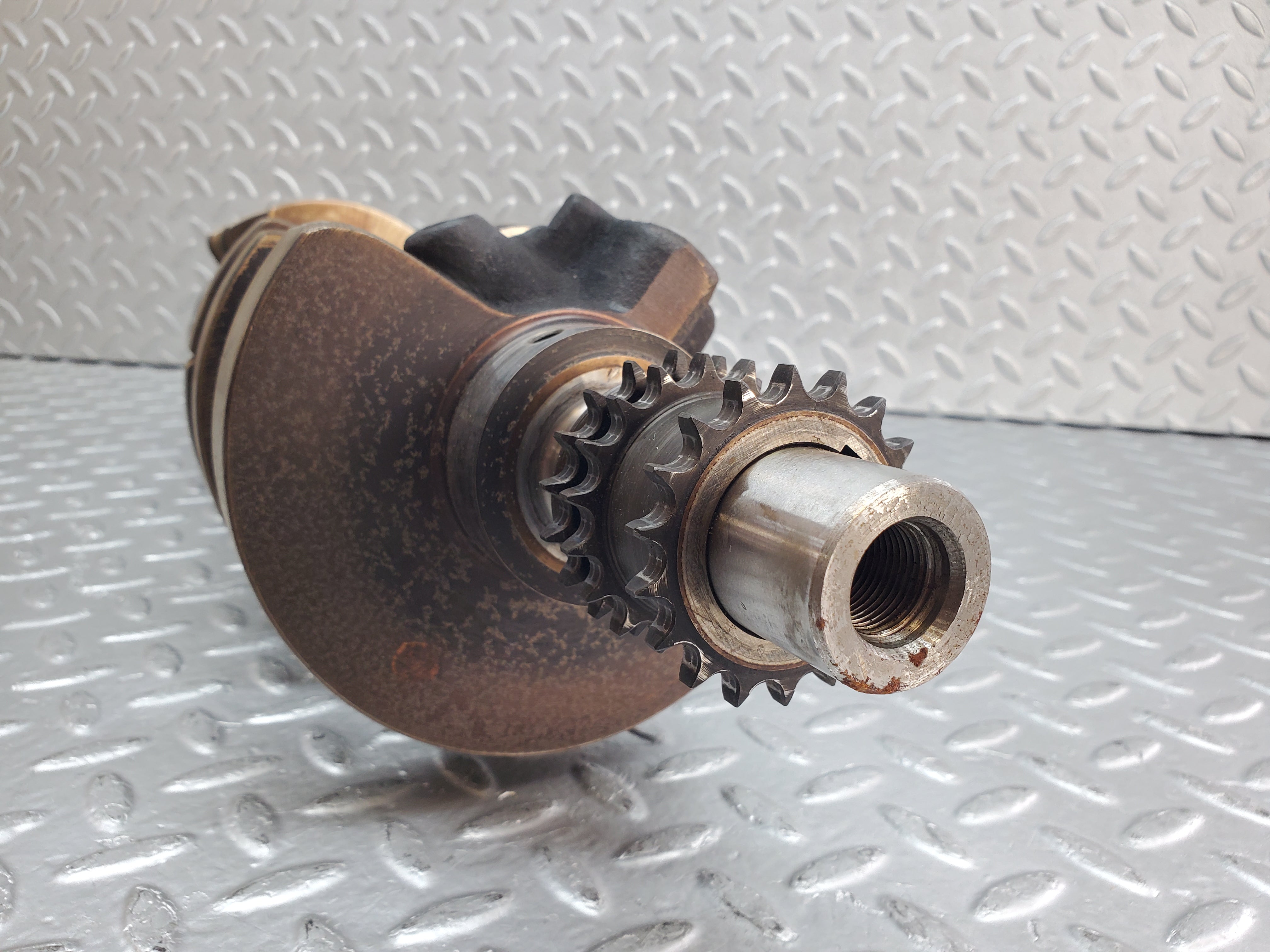 0930 Mercedes-Benz C107 350SLC Coupe Coupe Crankshaft 1160310801