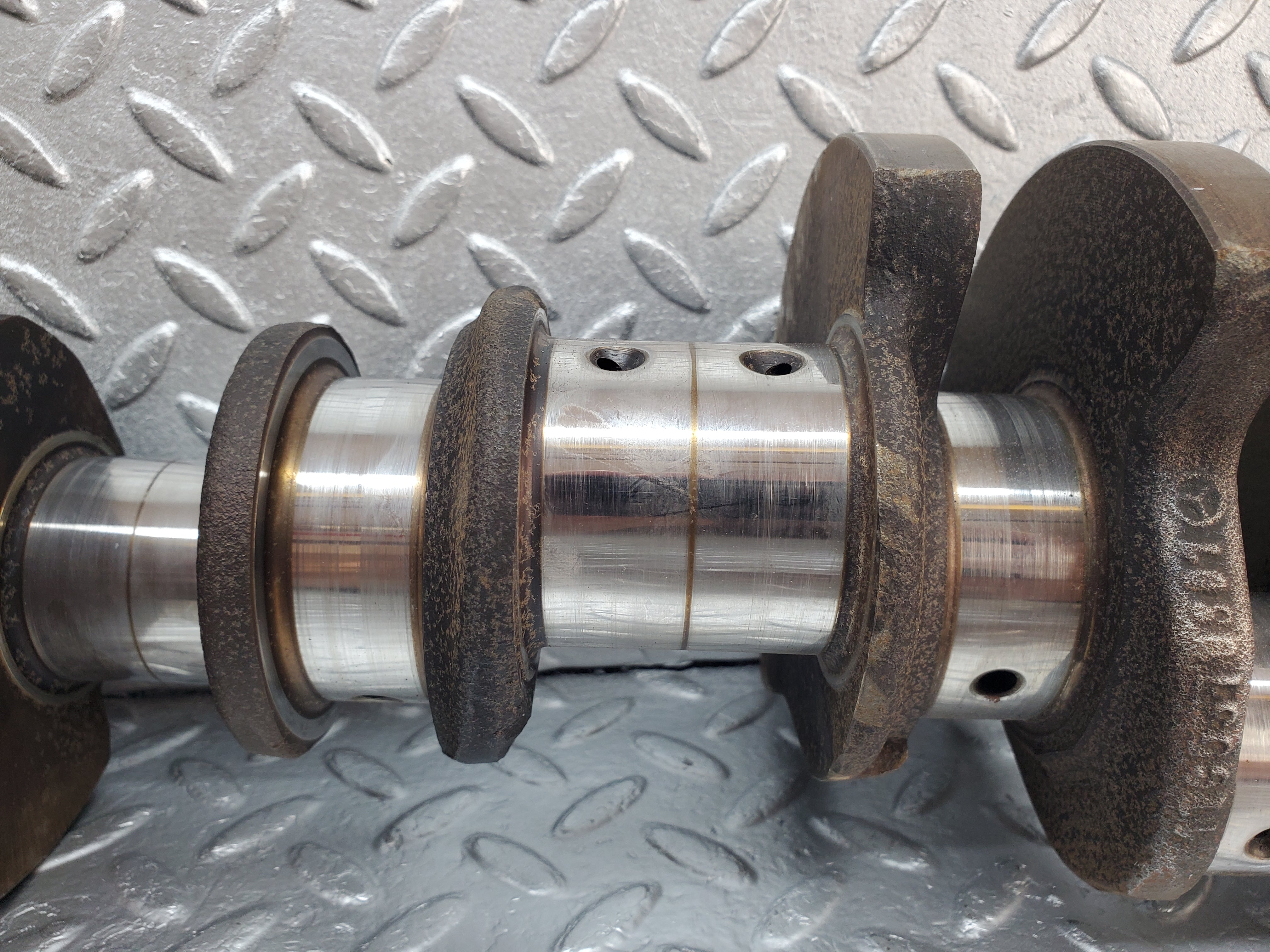 0930 Mercedes-Benz C107 350SLC Coupe Coupe Crankshaft 1160310801