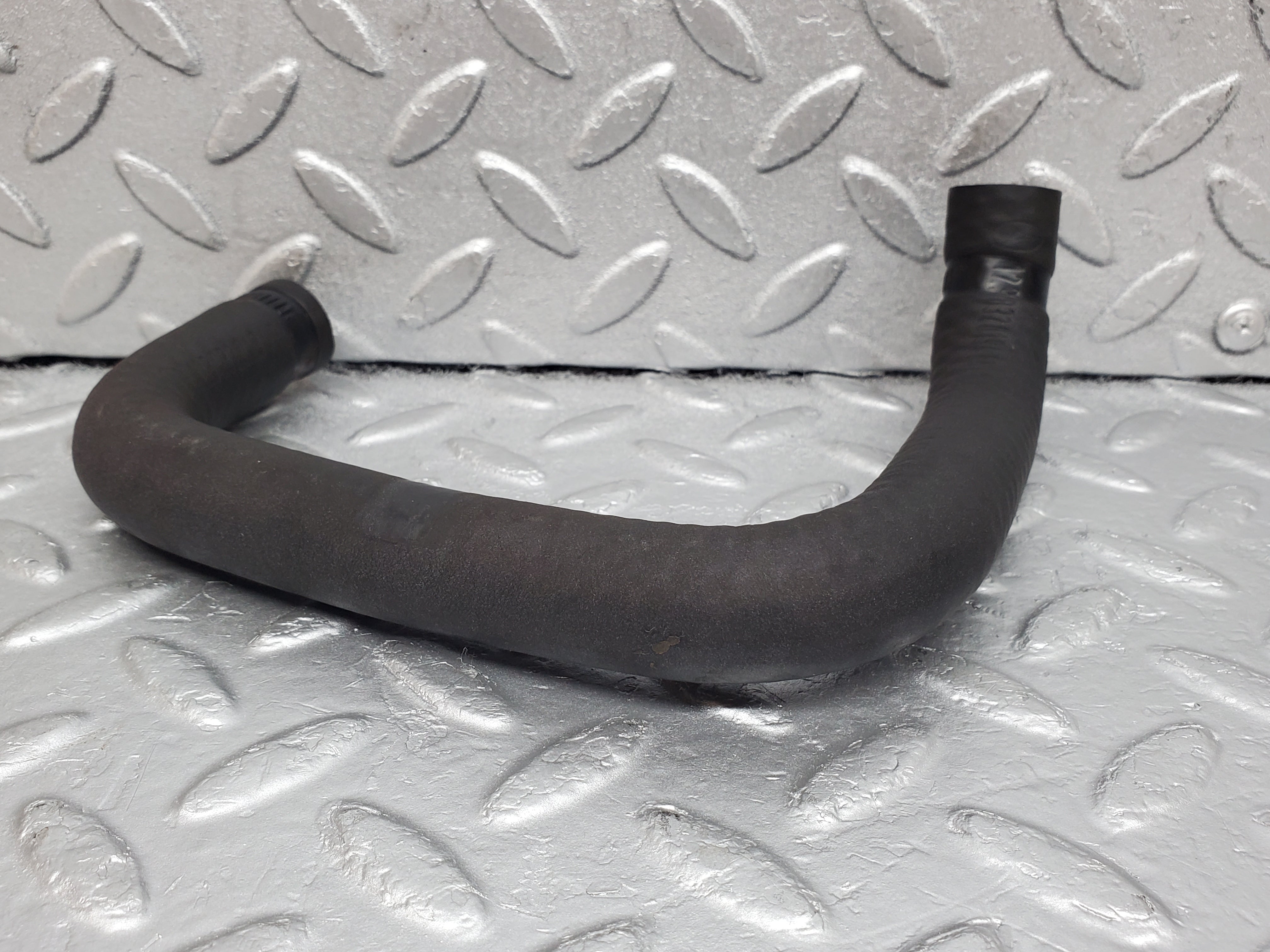 0989 Mercedes-Benz C123 230CE Heater Hose 1238320194