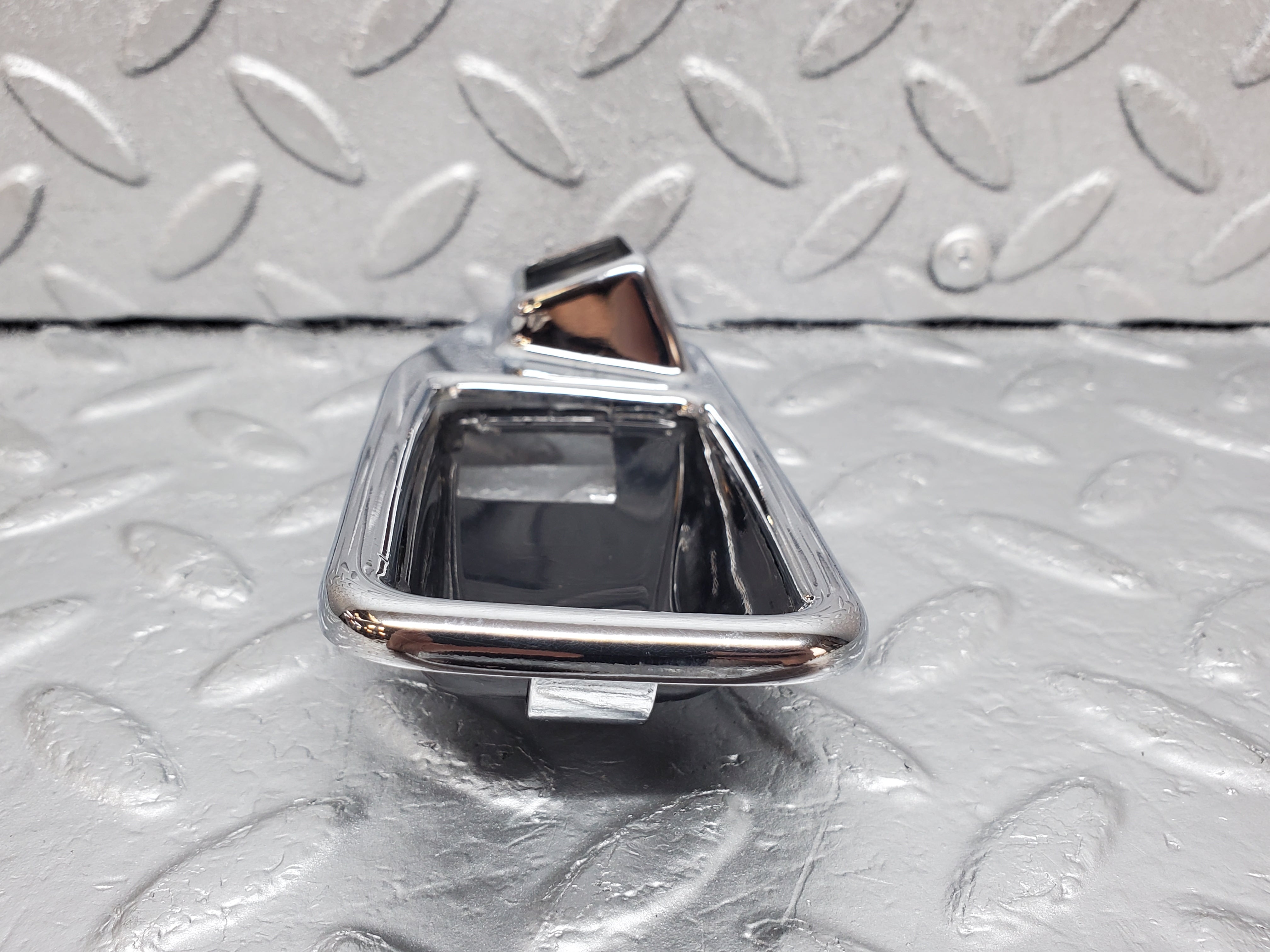 1024 Mercedes-Benz C123 230CE Coupe Chrome Frame For Door Opener Left 1167660111