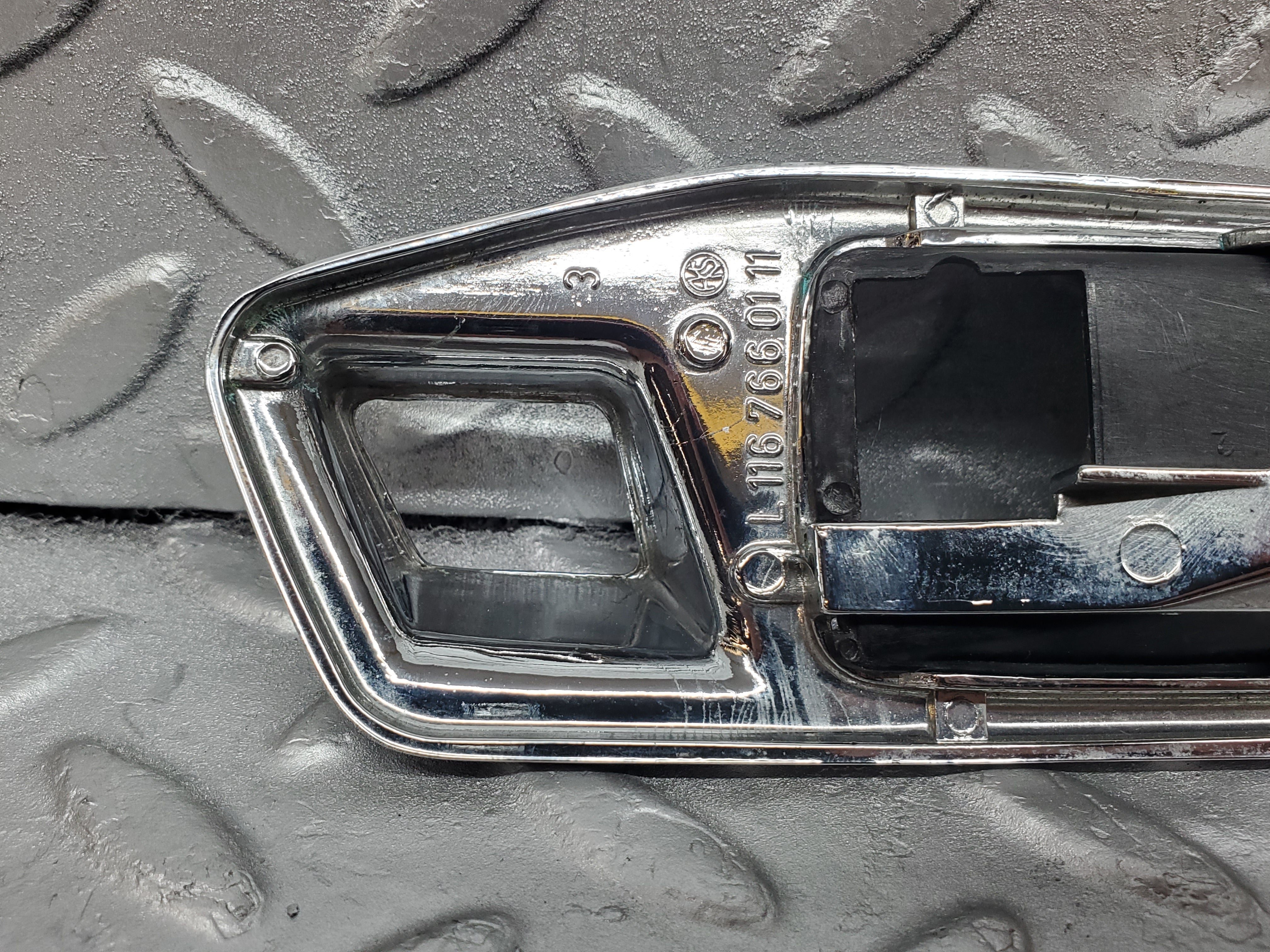 1024 Mercedes-Benz C123 230CE Coupe Chrome Frame For Door Opener Left 1167660111