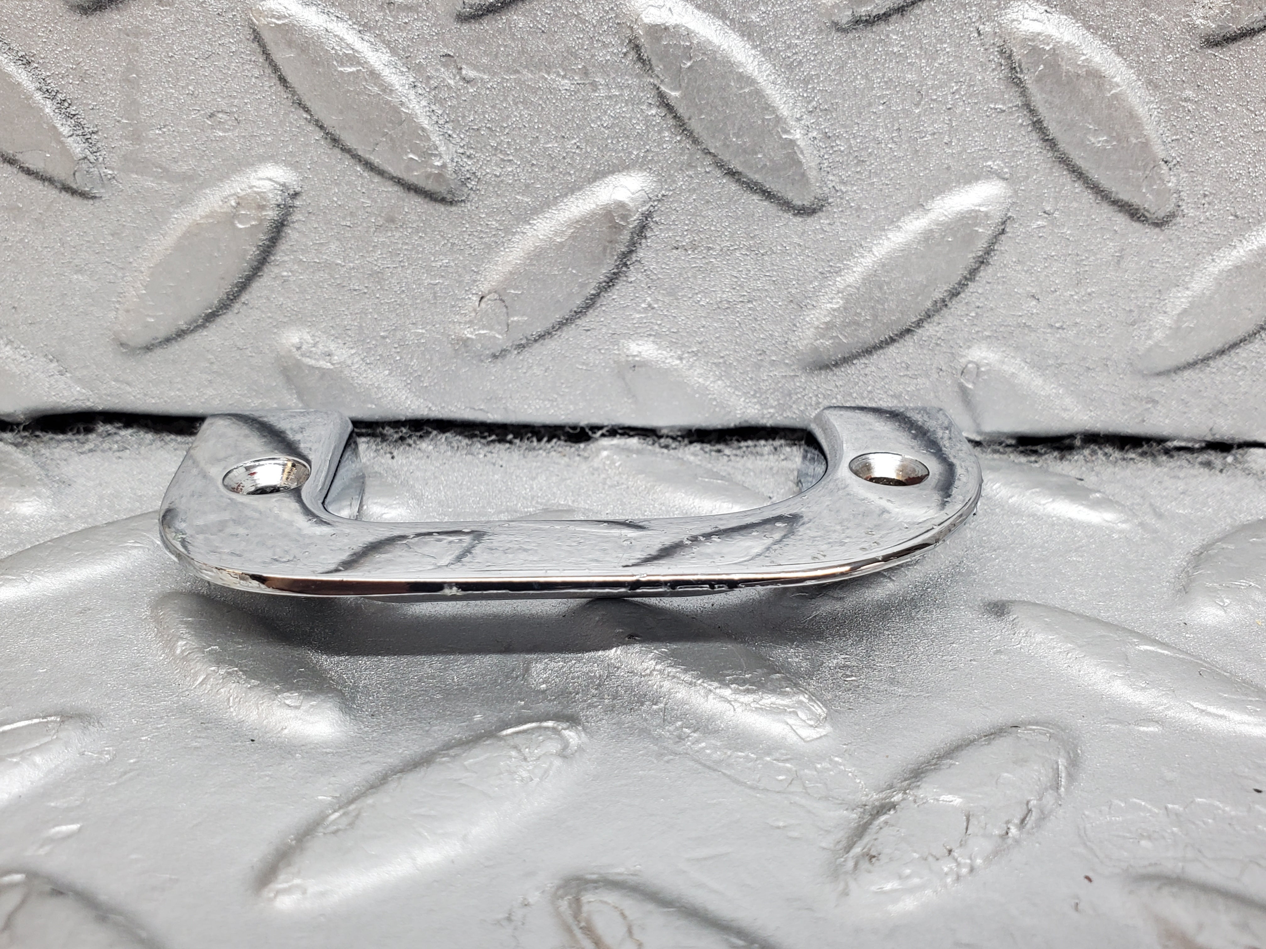 1036 Mercedes-Benz C123 230CE Coupe Left Interior Chrome Door Latch Trim 1237230124