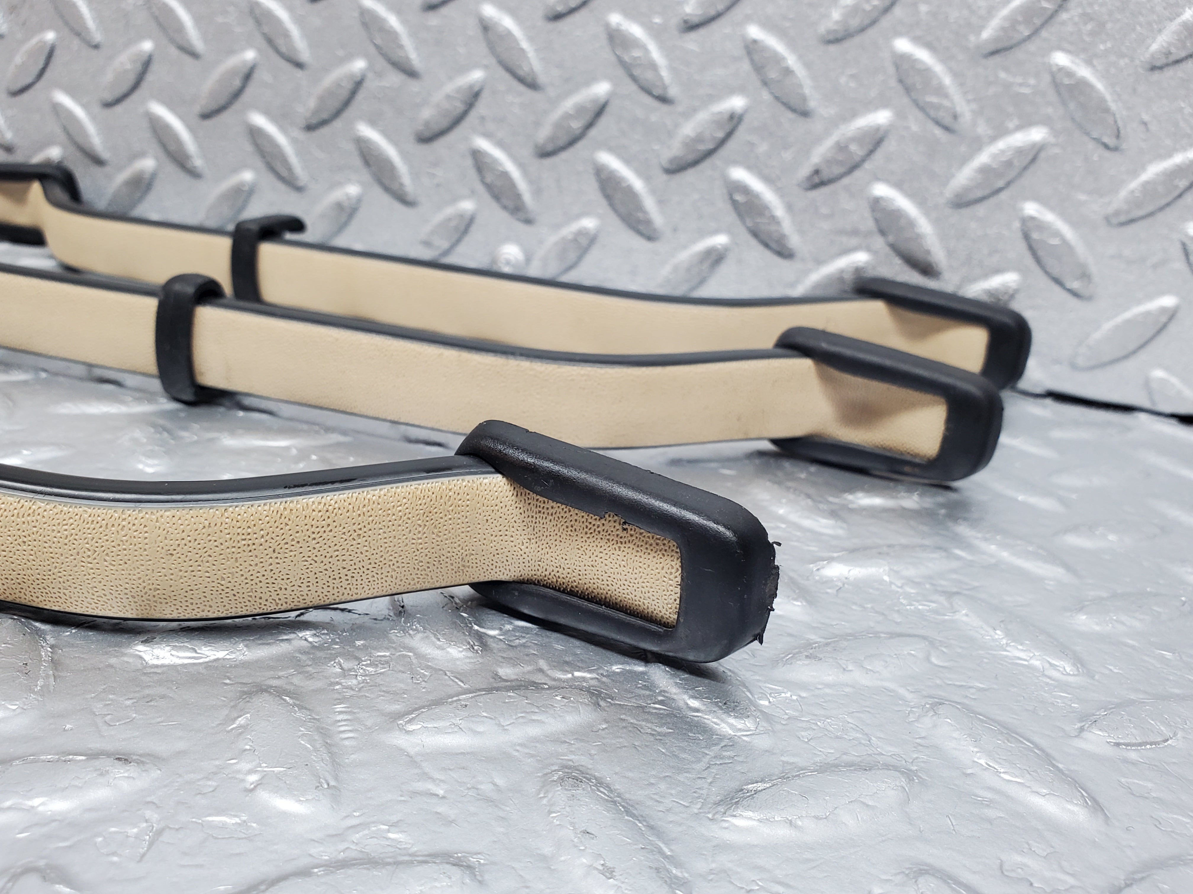 1011 Mercedes-Benz C123 230CE Coupe Interior Roof Grab Handle Set