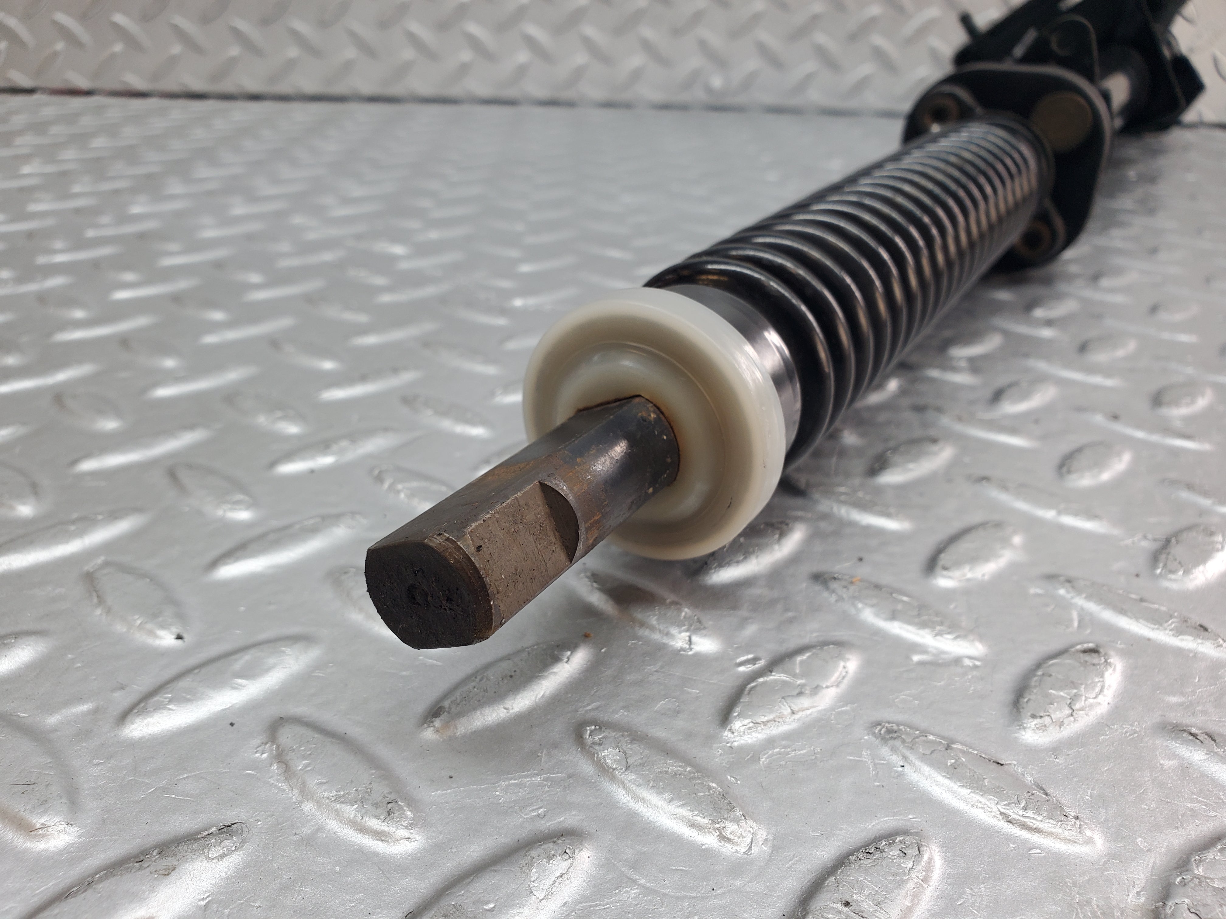 0995 Mercedes-Benz C123 230CE Coupe Steering Column 1234620346