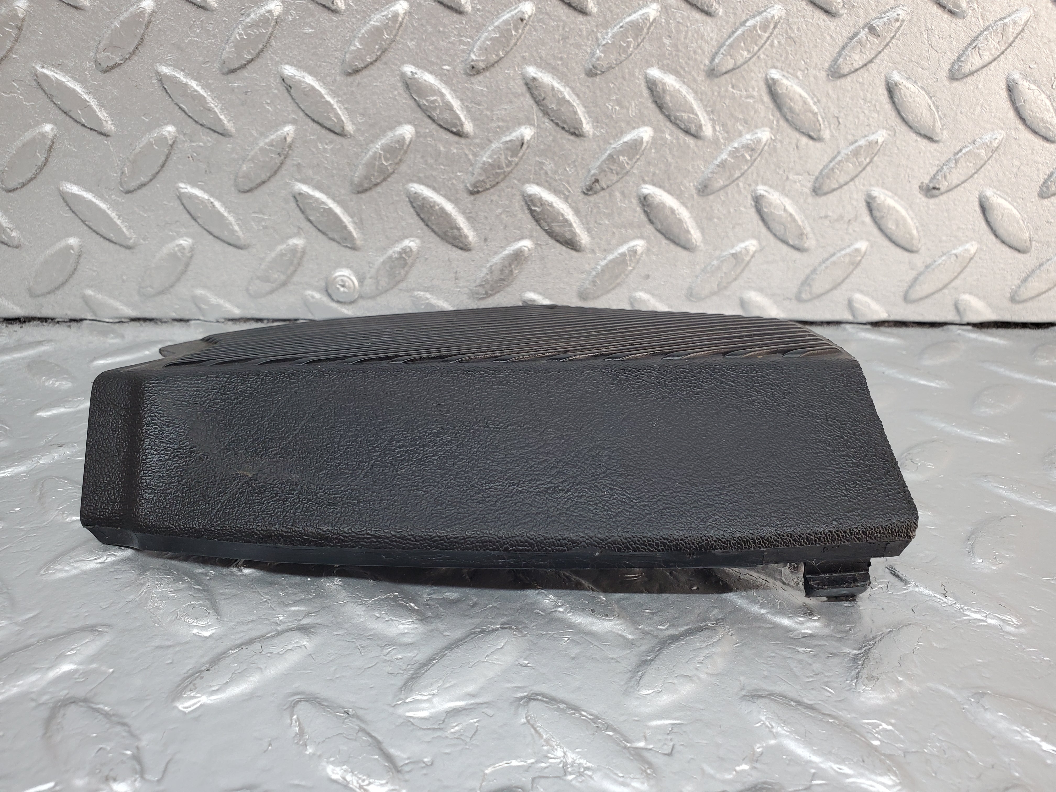 1017 Mercedes-Benz C123 230CE Front Speaker Cover Trim Right 1236802807