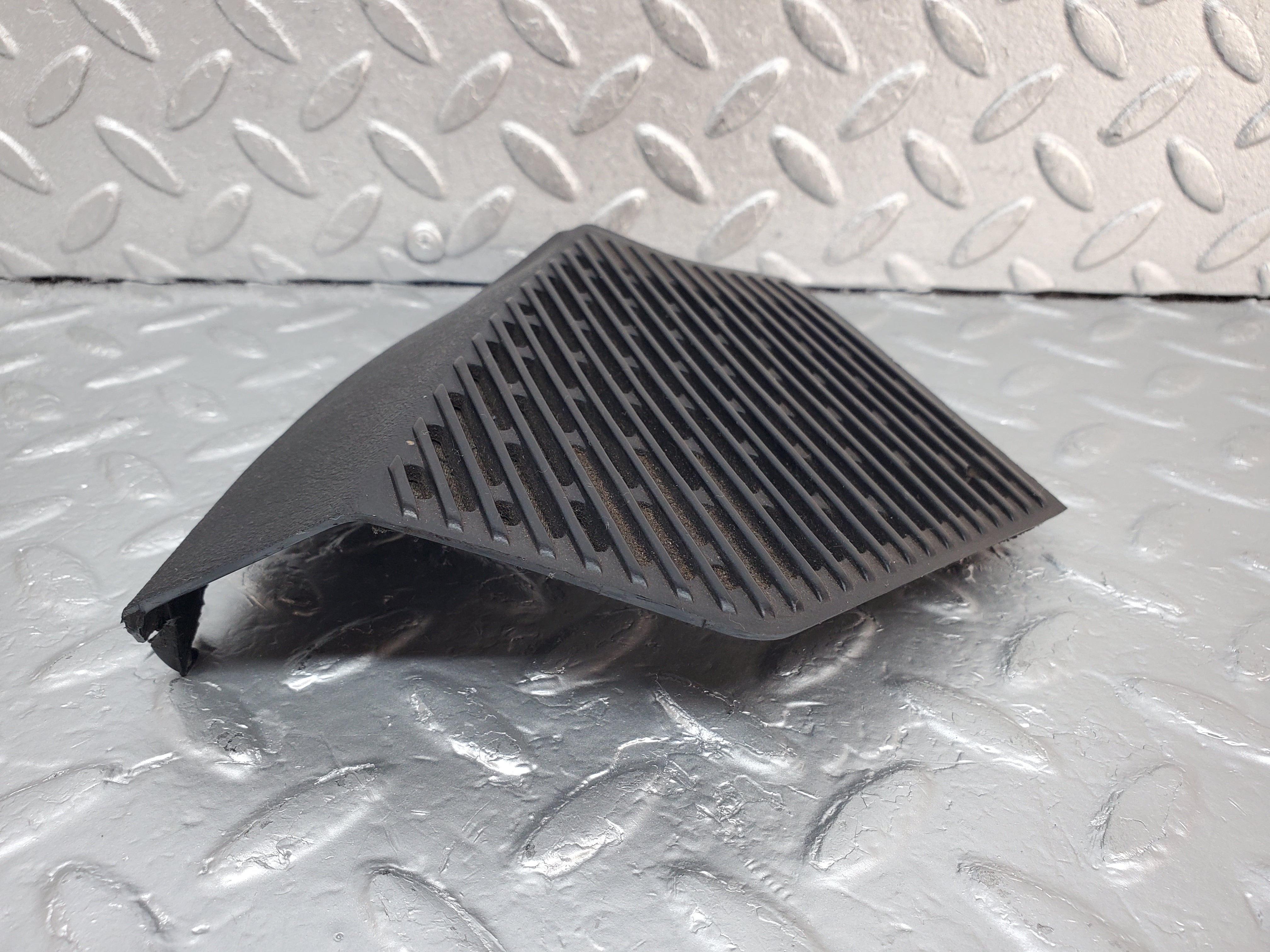 1017 Mercedes-Benz C123 230CE Front Speaker Cover Trim Right 1236802807