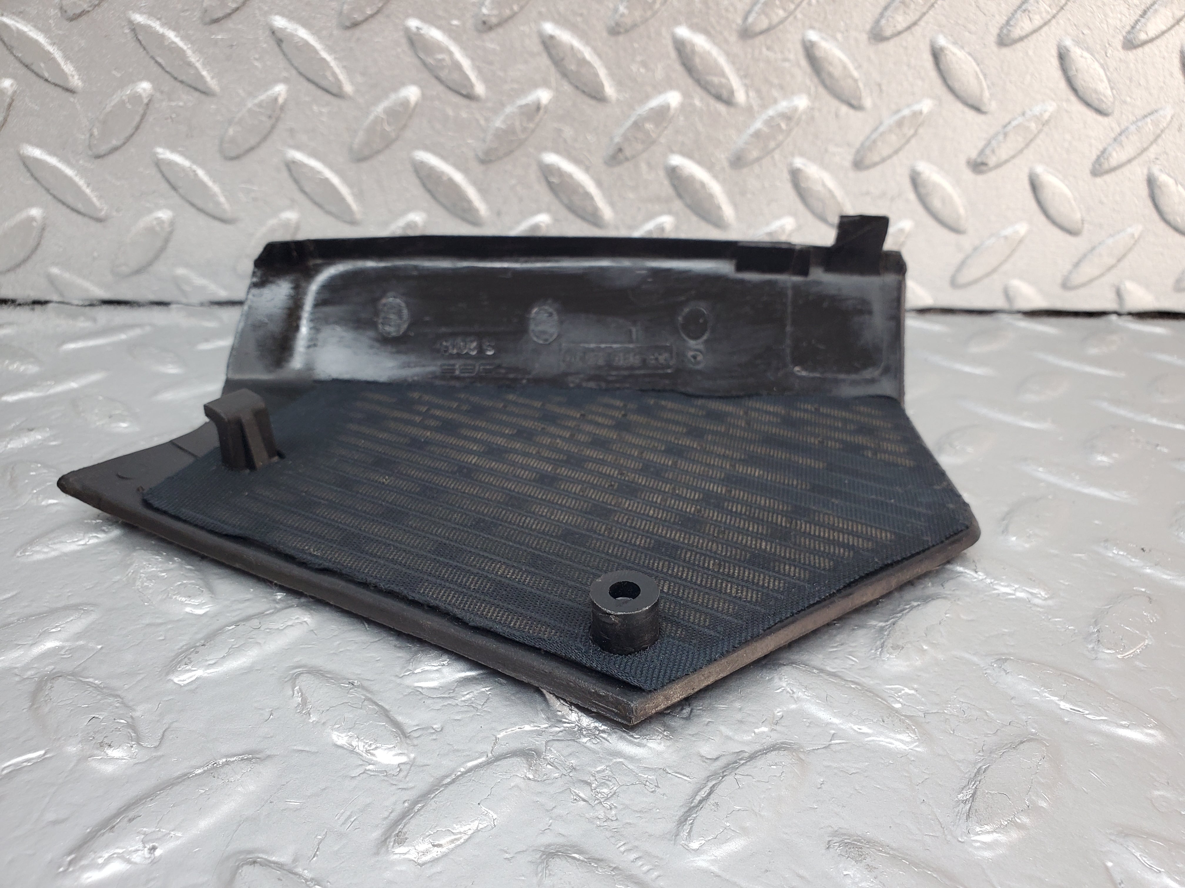 1017 Mercedes-Benz C123 230CE Front Speaker Cover Trim Right 1236802807