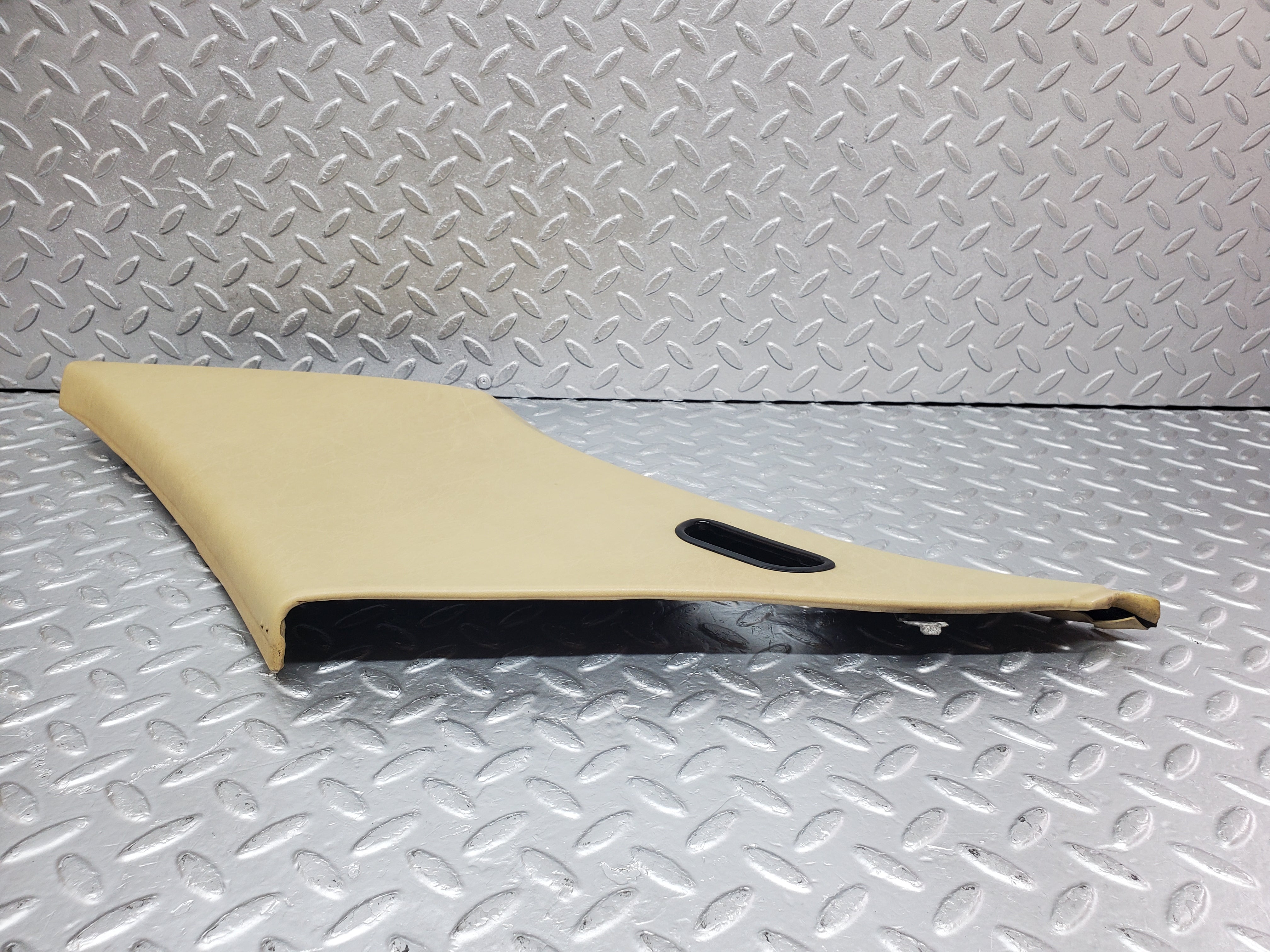 1004 Mercedes-Benz C123 230CE Coupe C Pillar Cover Right Side Beige 1236901025