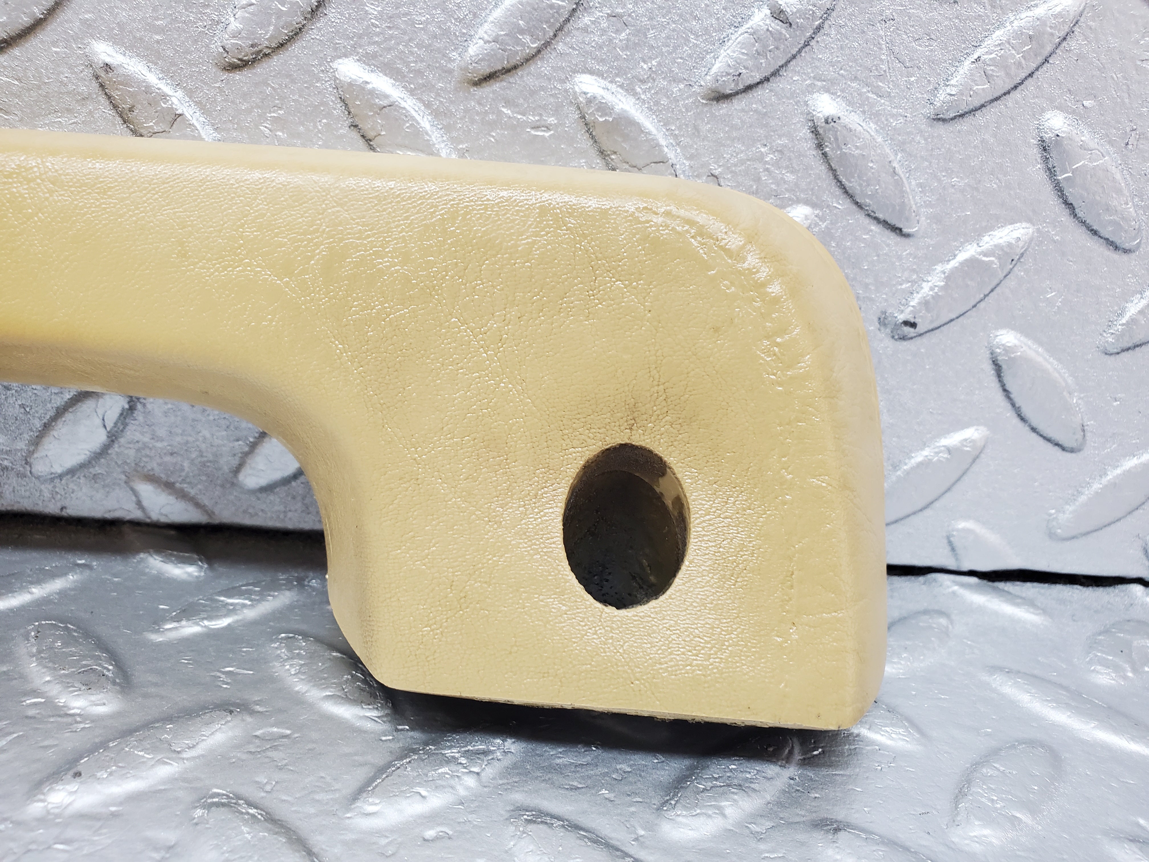 0998 Mercedes-Benz C123 230CE Coupe Interior Door Handle Right Beige 1239702001