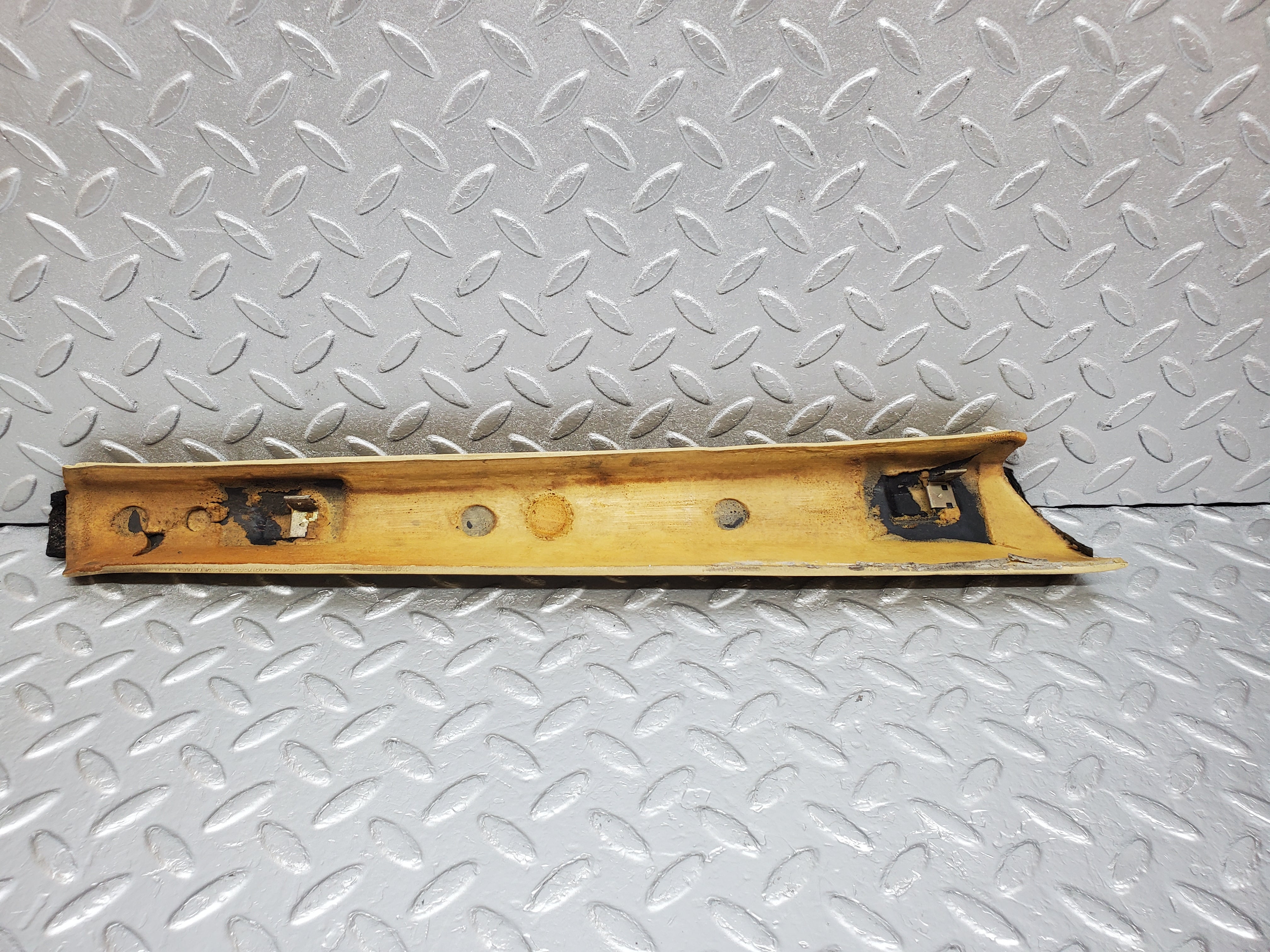 1002 Mercedes-Benz C123 230CE Coupe A Pillar Cover Left Side Beige