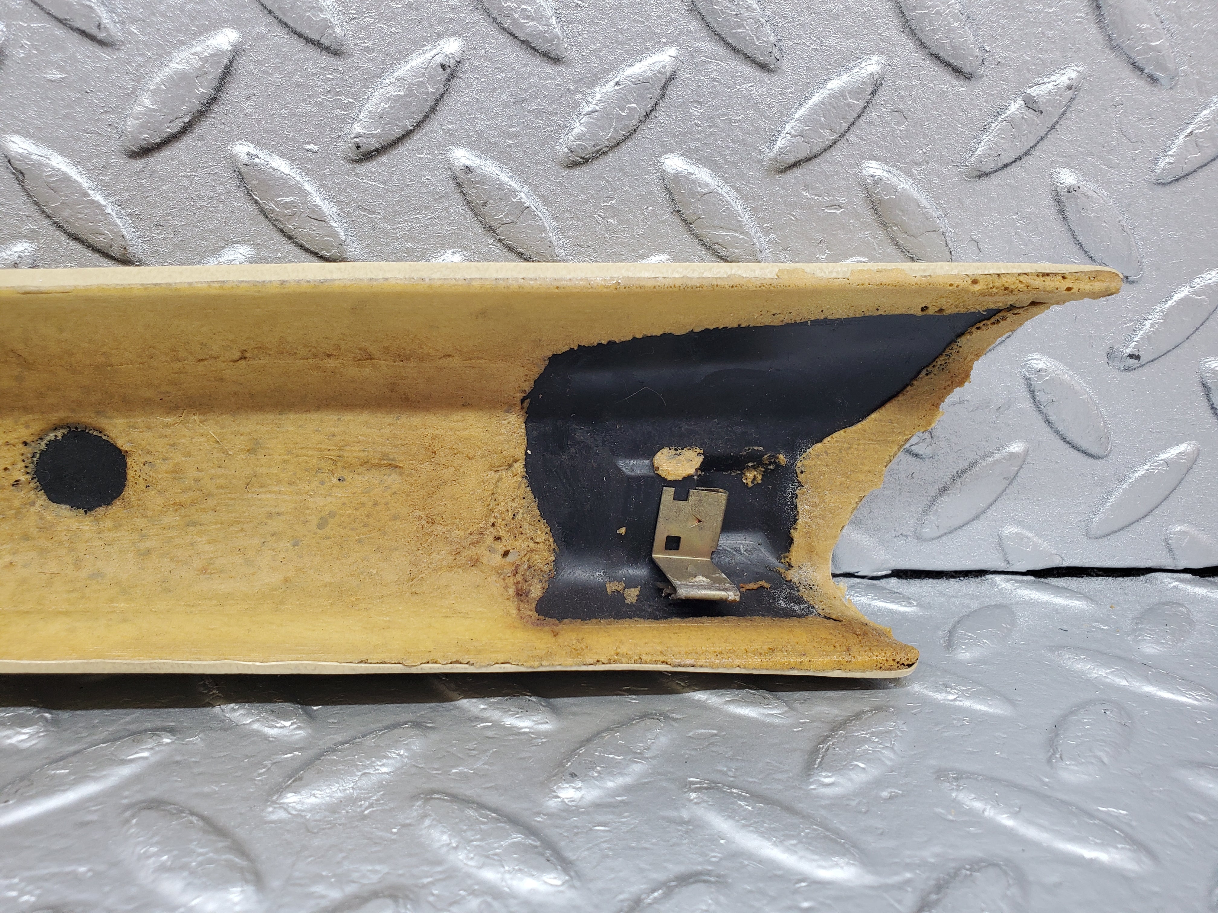 1003 Mercedes-Benz C123 230CE Coupe A Pillar Cover Right Side Beige