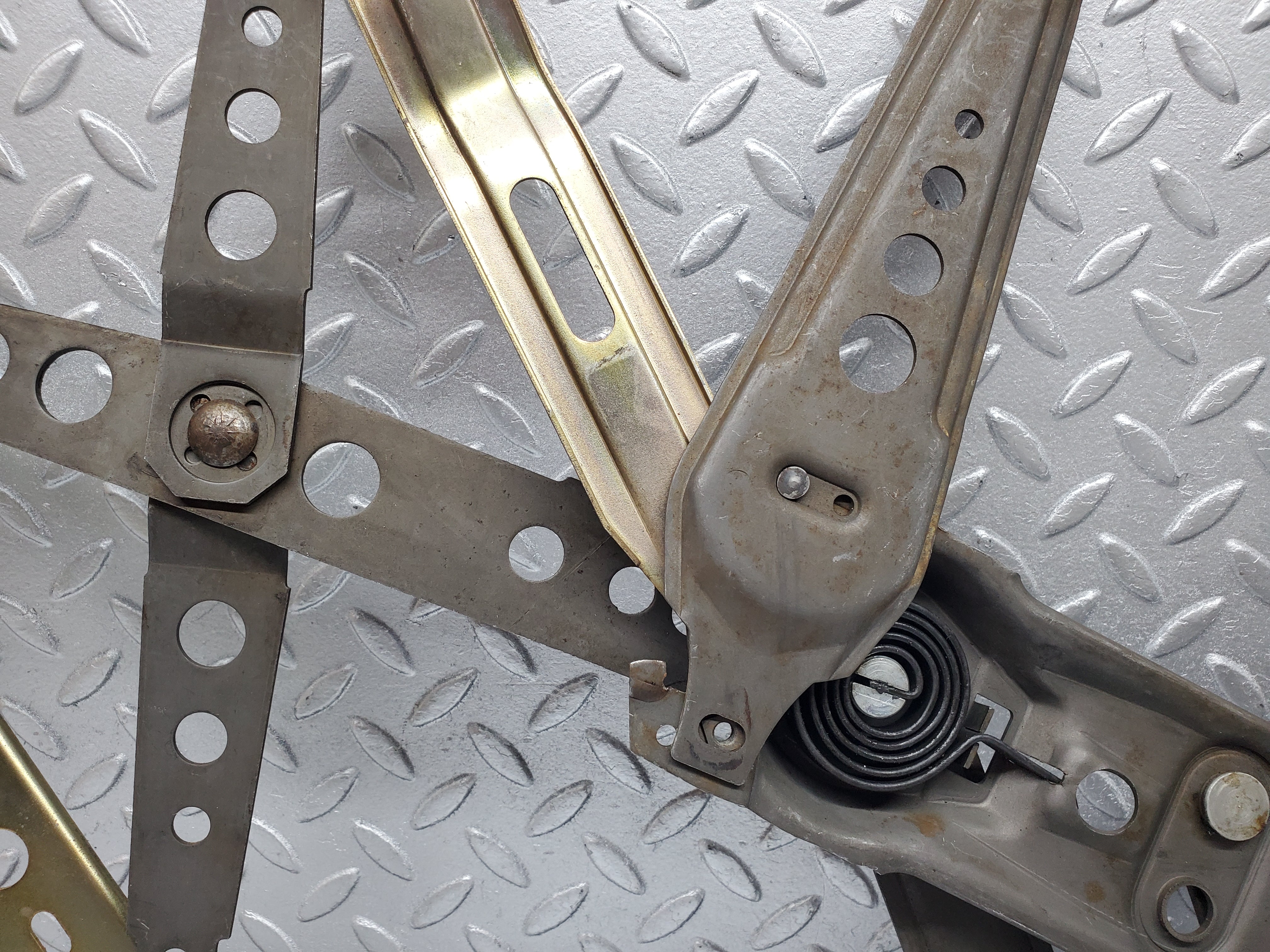 1065 Mercedes-Benz C123 230CE Coupe Front Right Manual Window Regulator